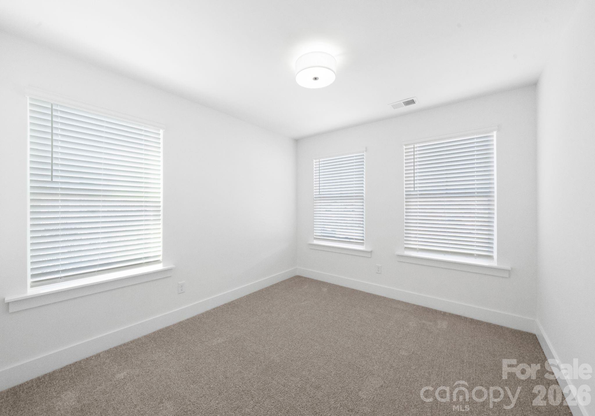 4015 Bass River Parkway — Charlotte