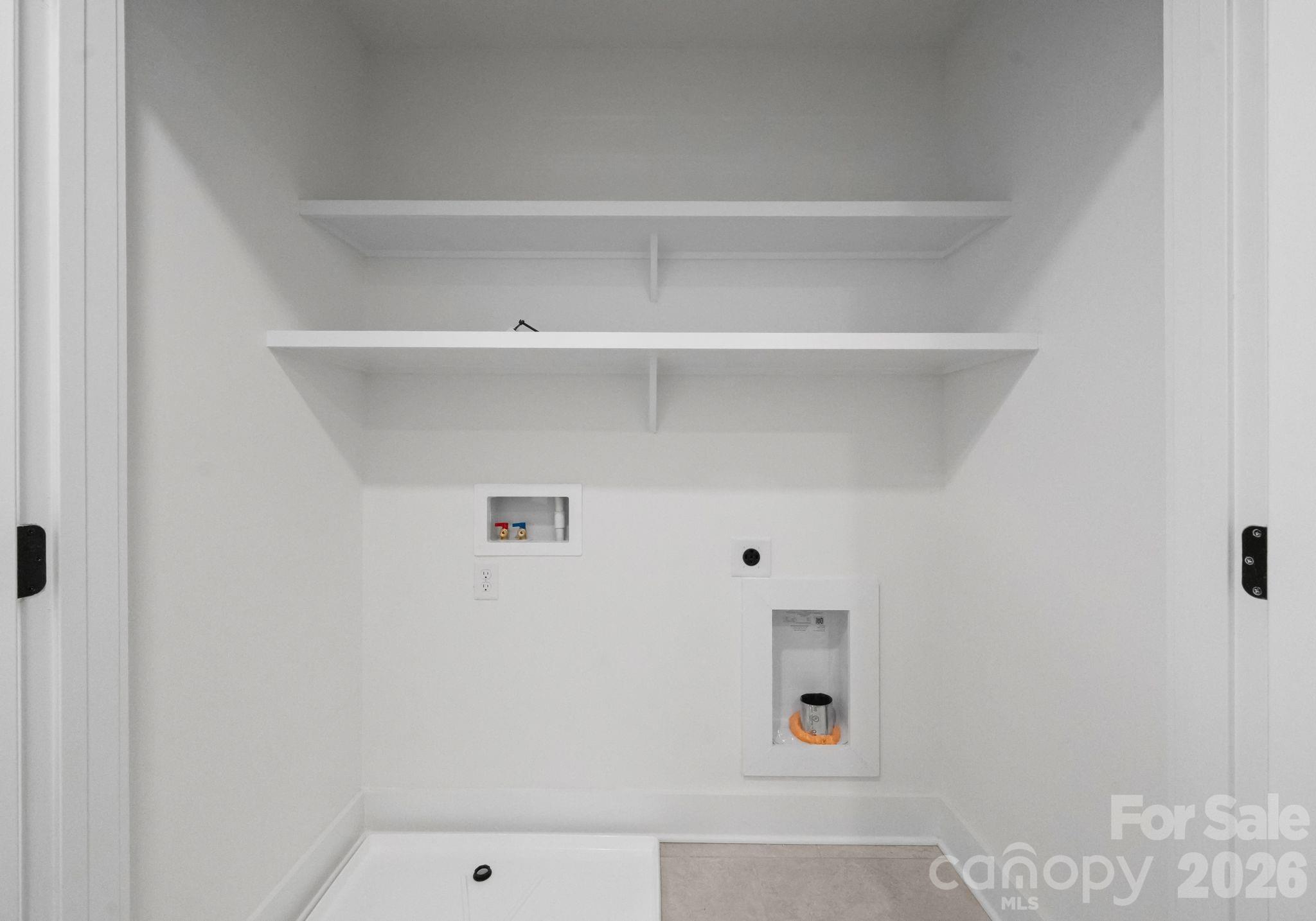 4015 Bass River Parkway — Charlotte