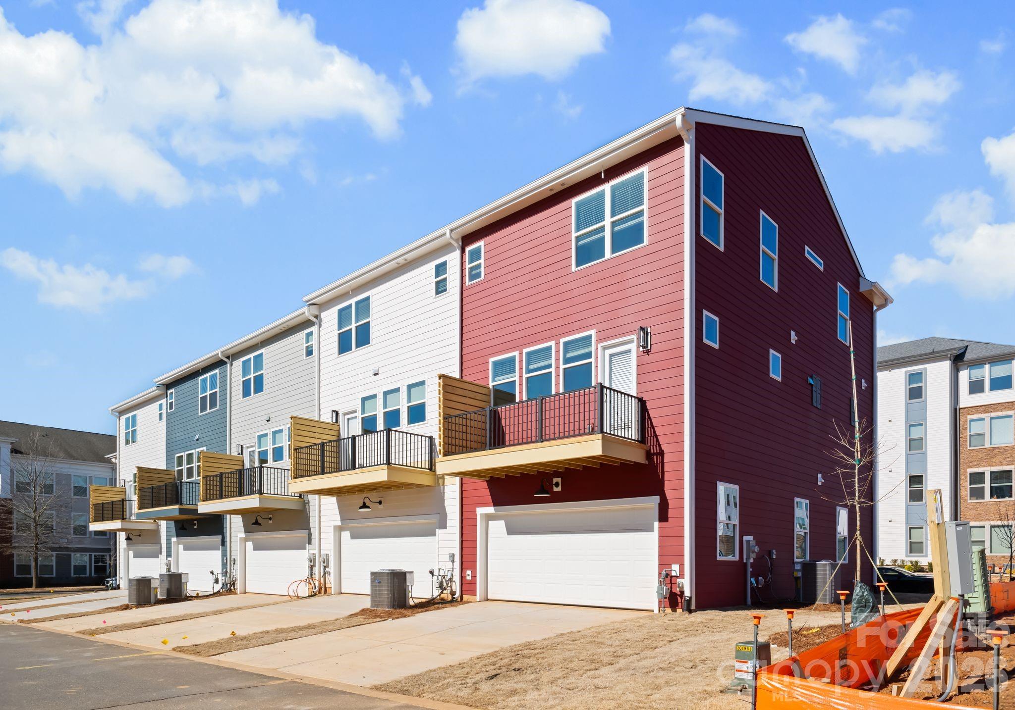 4015 Bass River Parkway — Charlotte