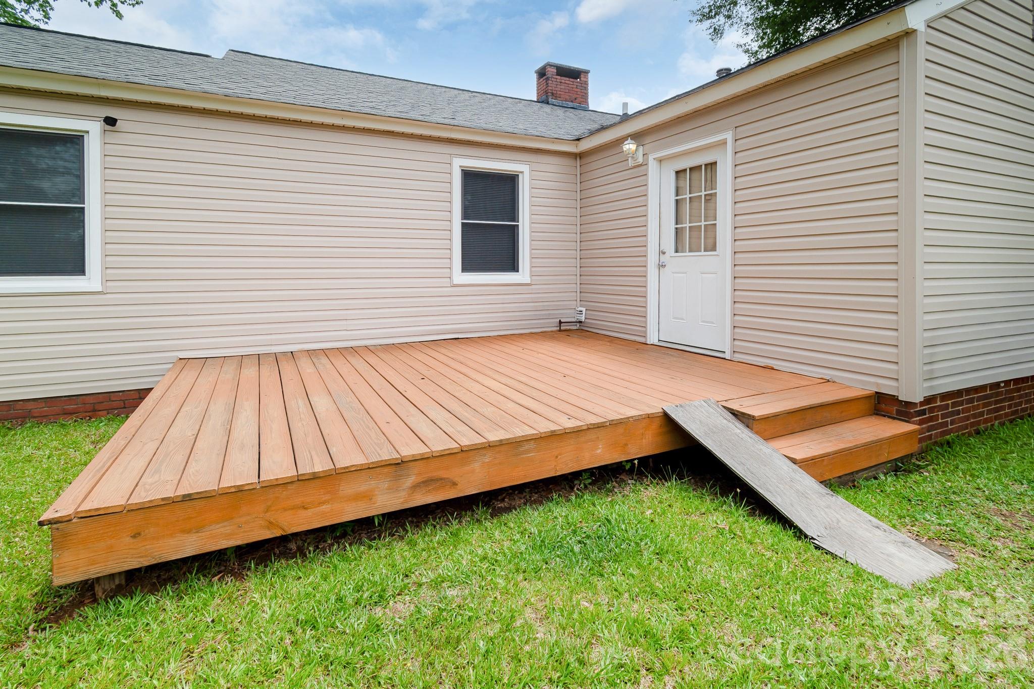 1604 Converse Street — Lancaster