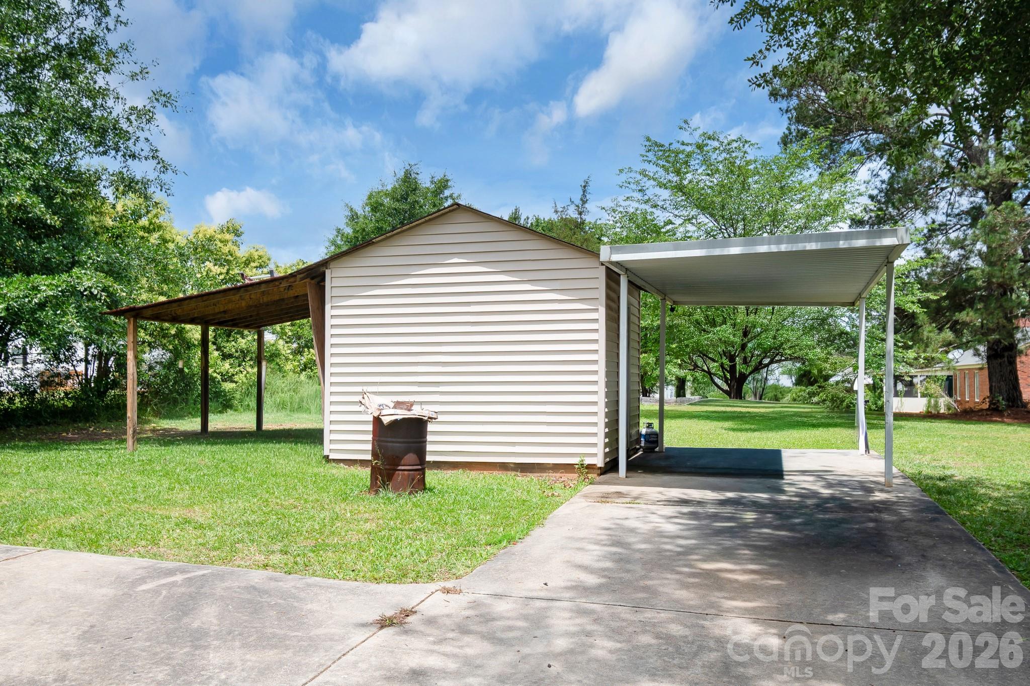 1604 Converse Street — Lancaster