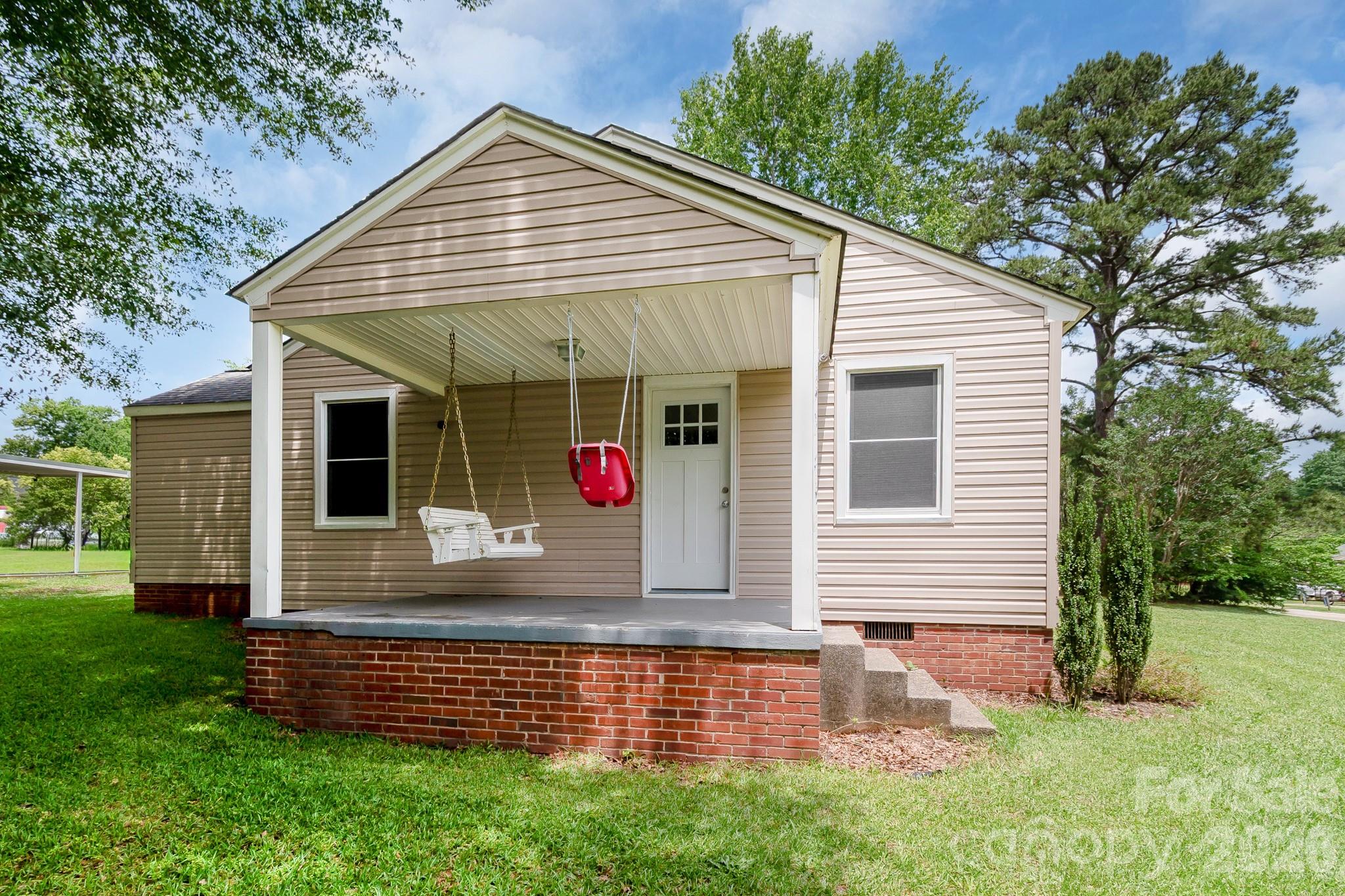 1604 Converse Street — Lancaster