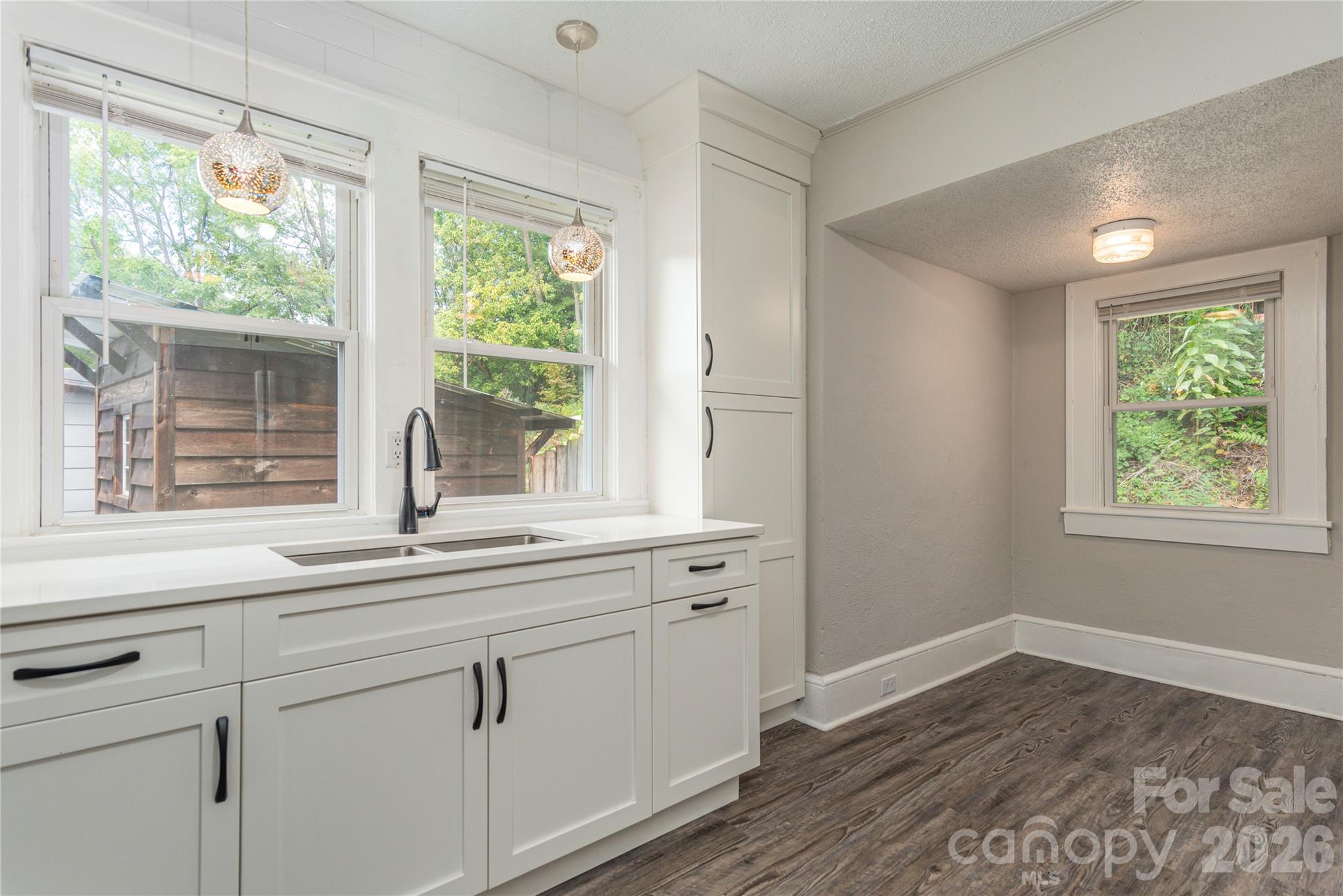 23 Jarrett Street — Asheville
