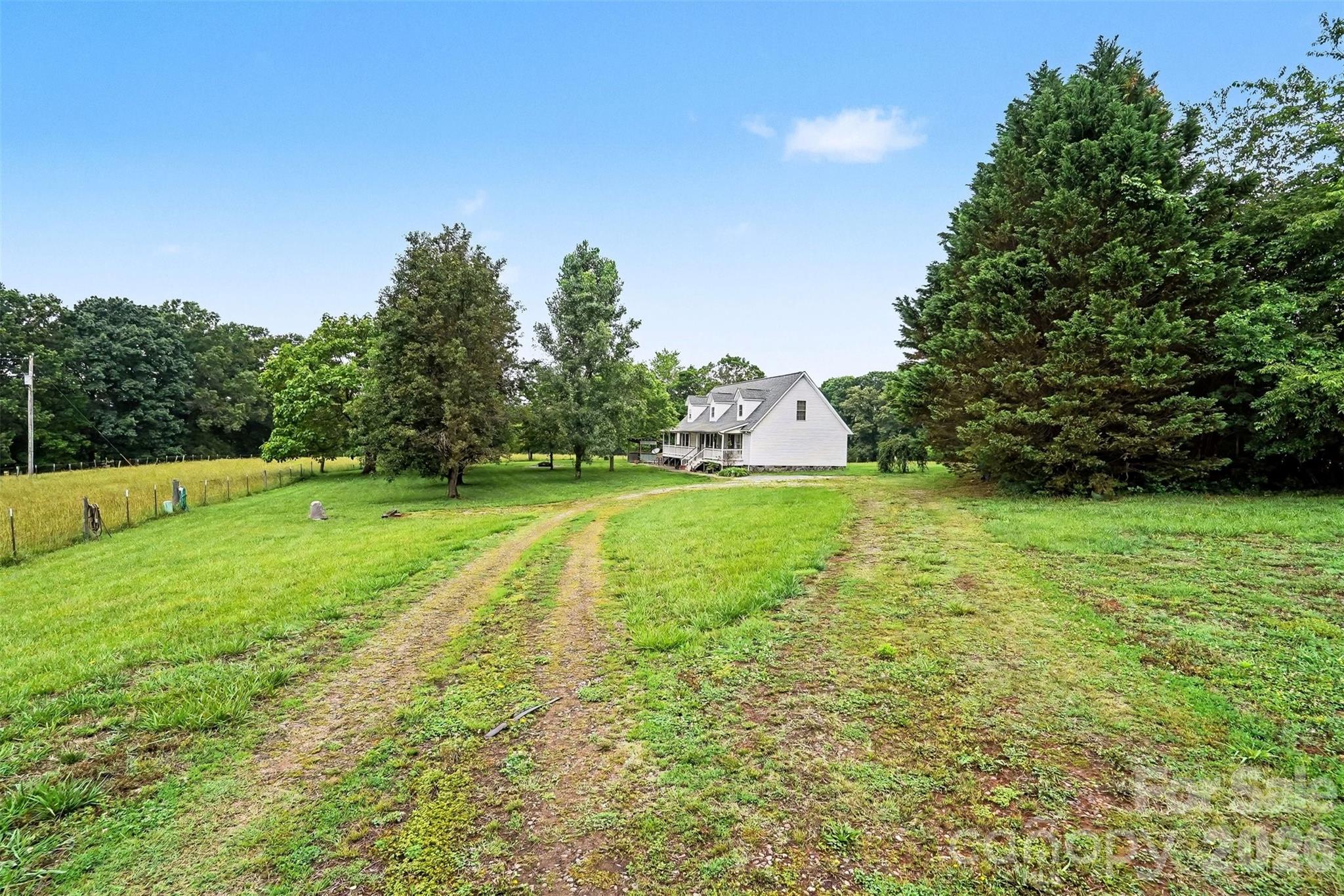 511 Salem Church Road — Maiden