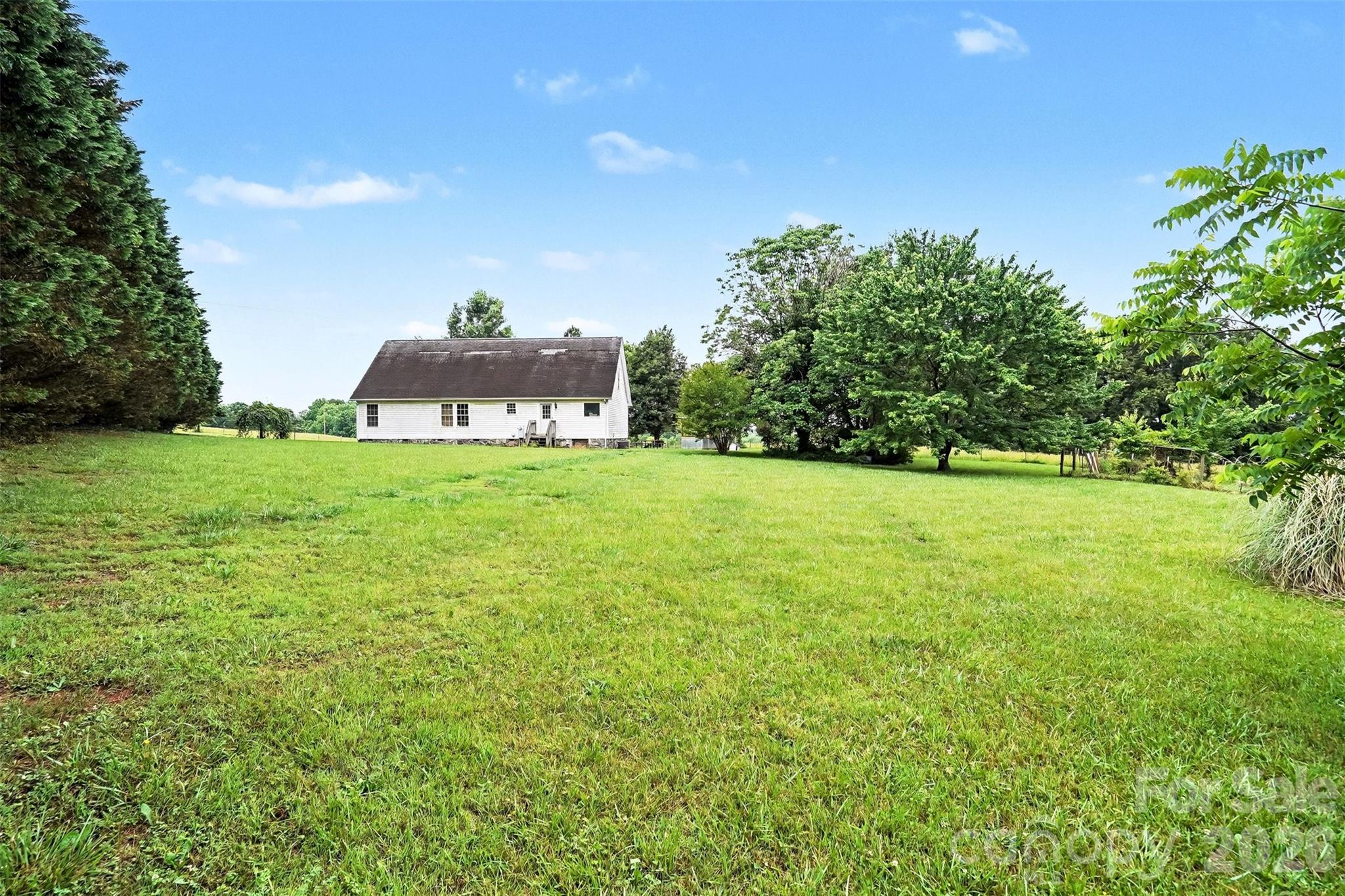 511 Salem Church Road — Maiden