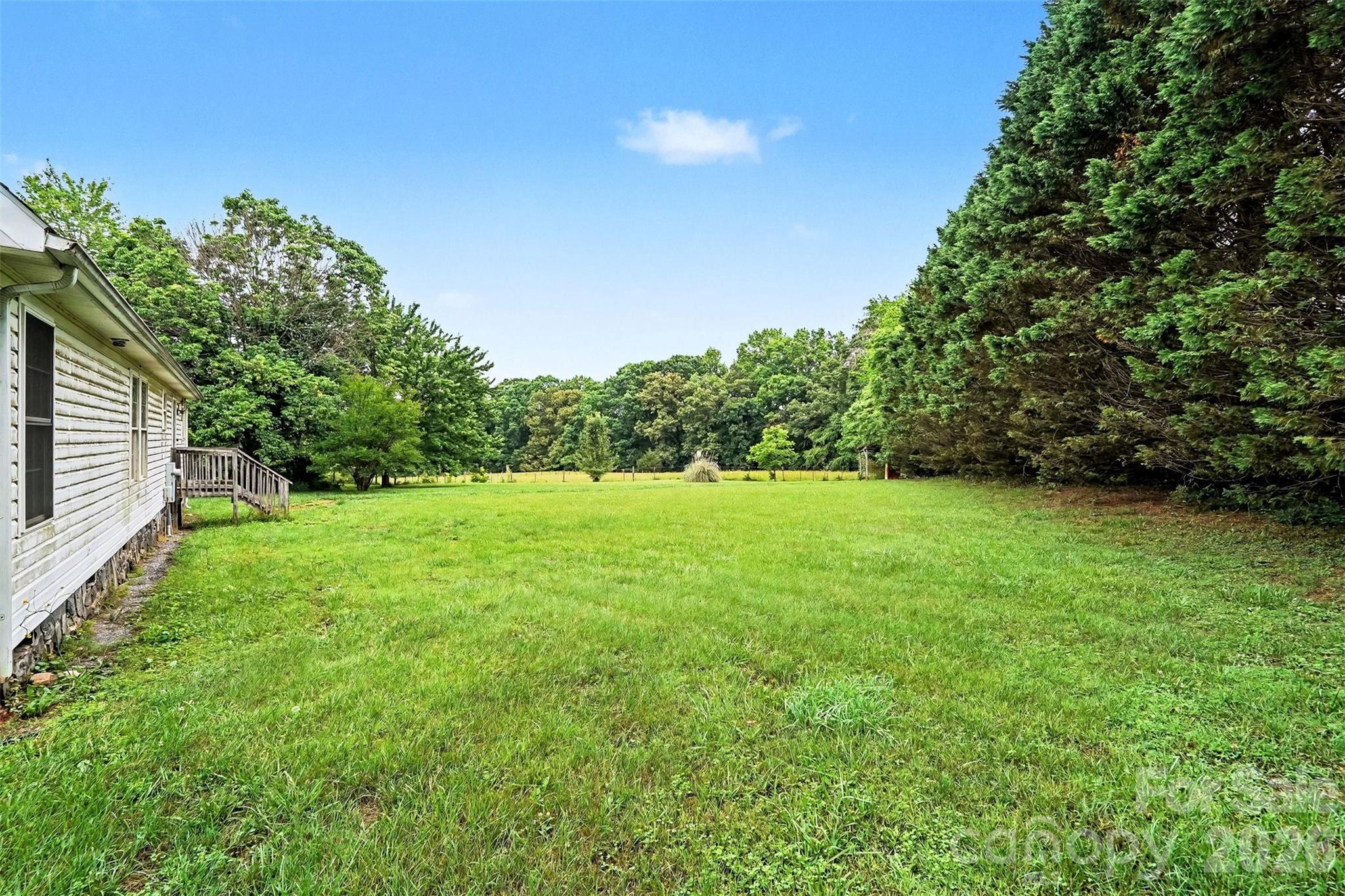 511 Salem Church Road — Maiden
