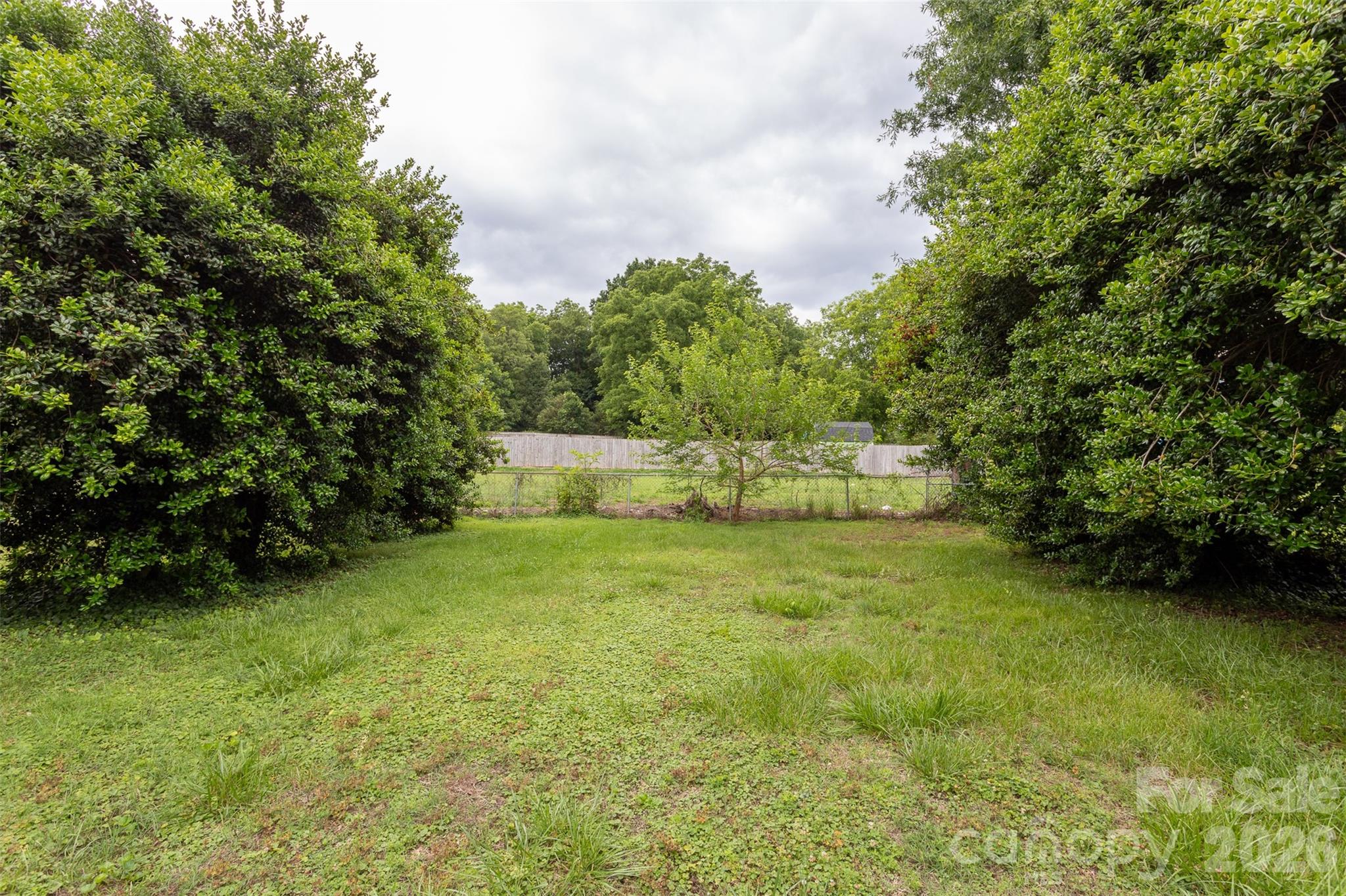 312 S Race Street — Statesville