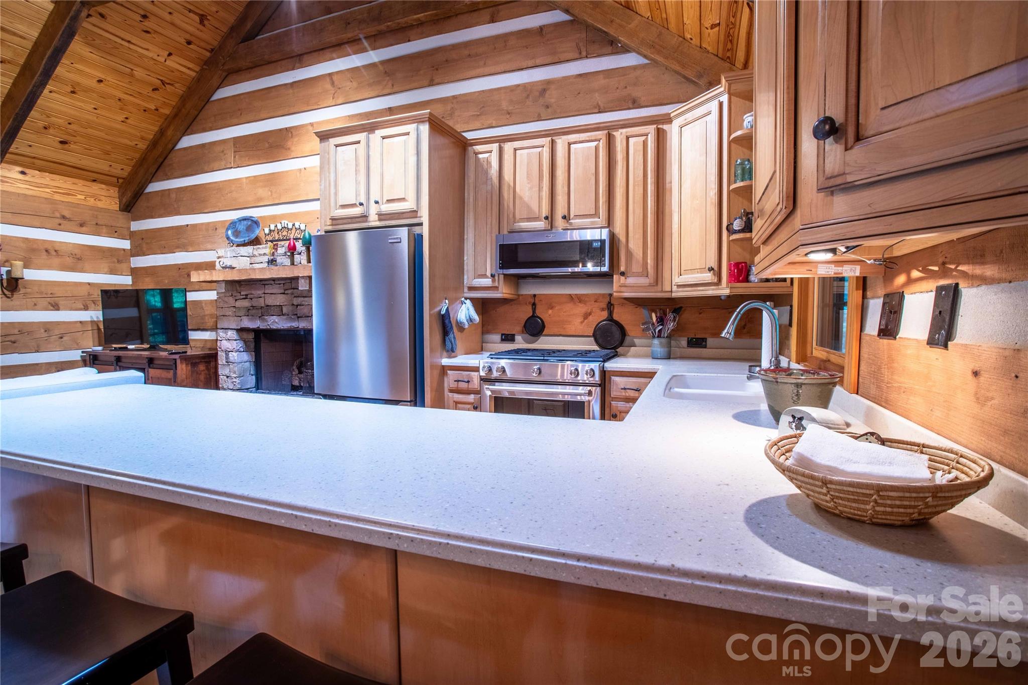 82 Sky Vista Lane — Hendersonville