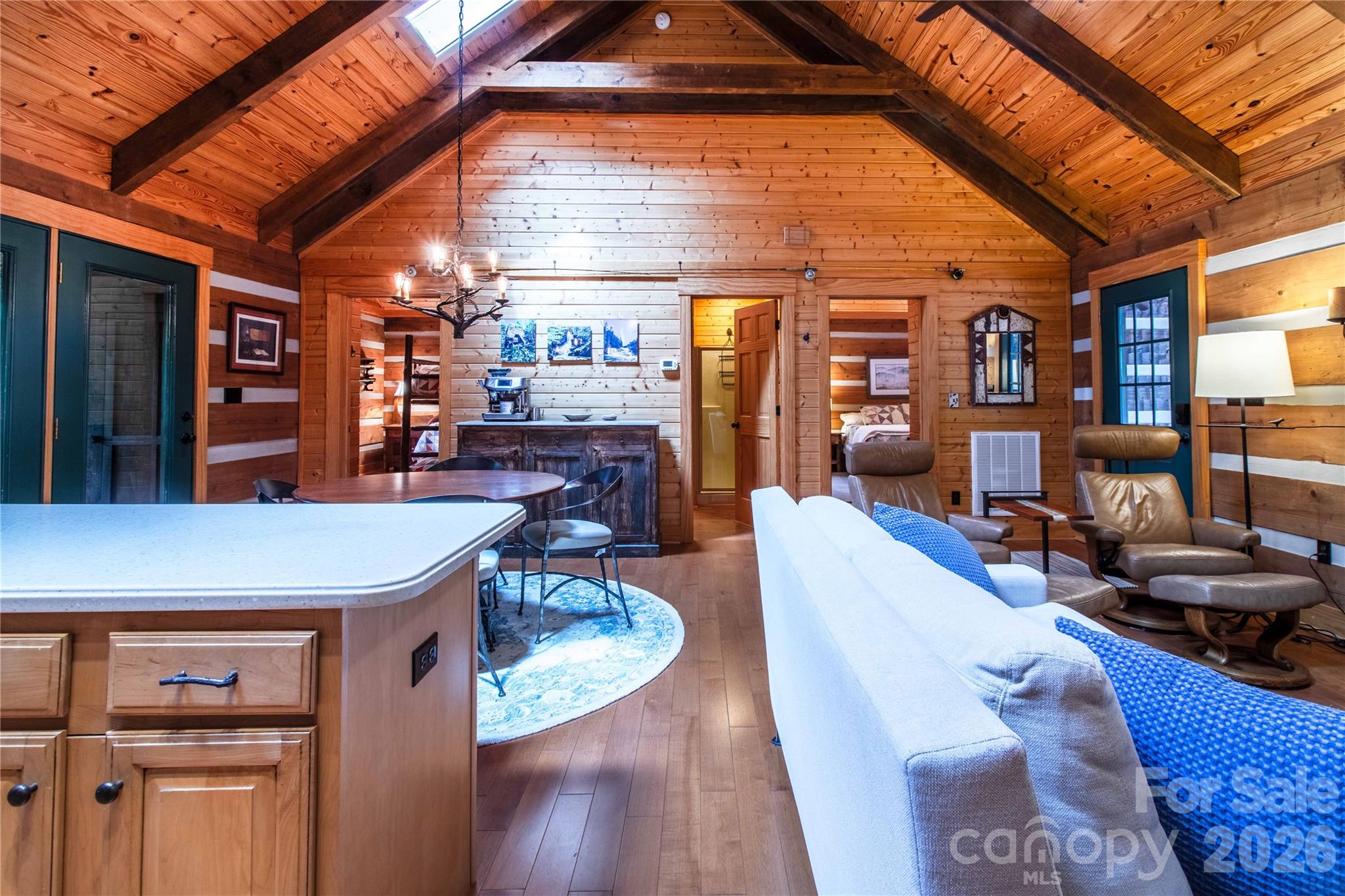 82 Sky Vista Lane — Hendersonville