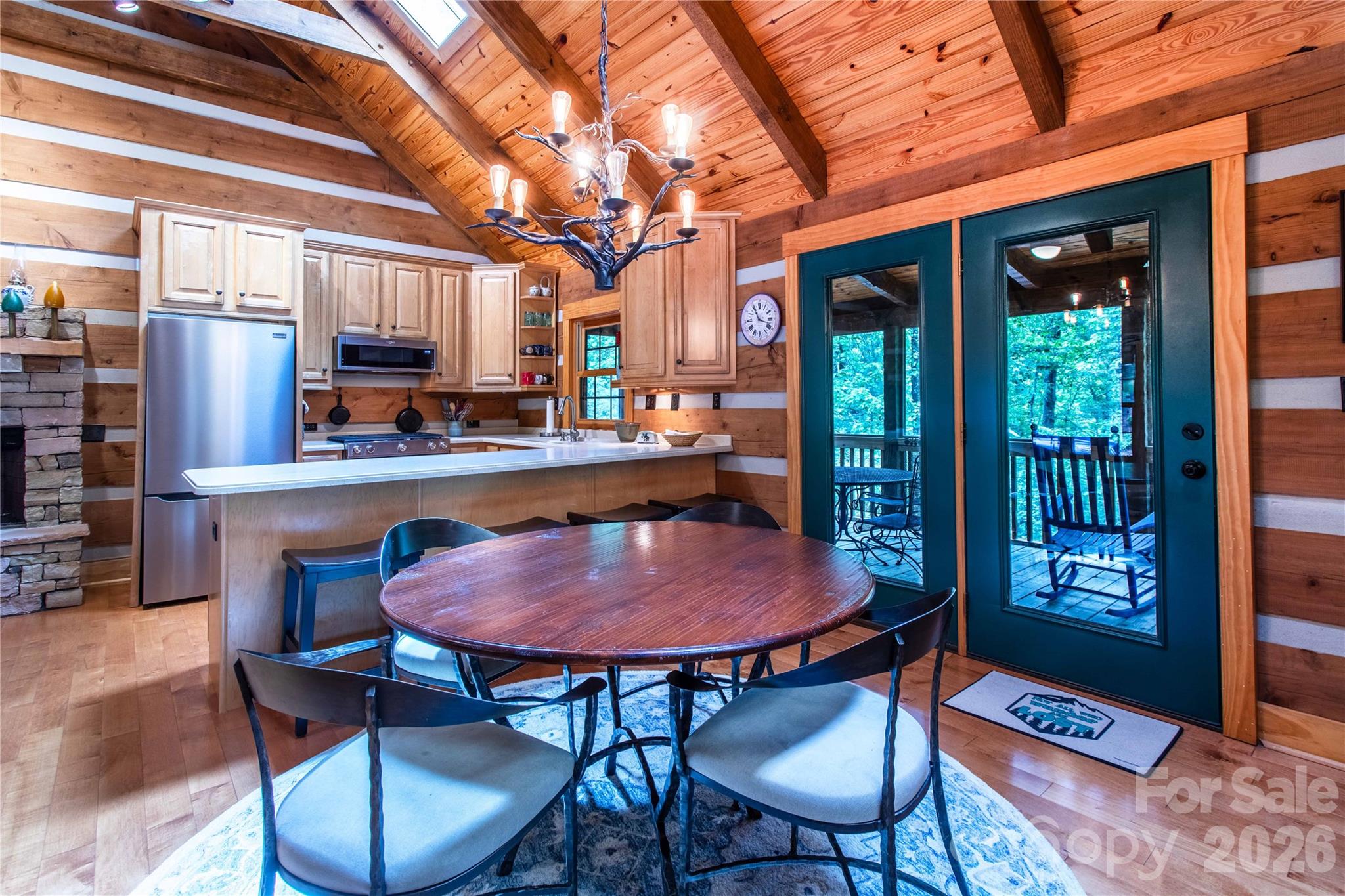 82 Sky Vista Lane — Hendersonville