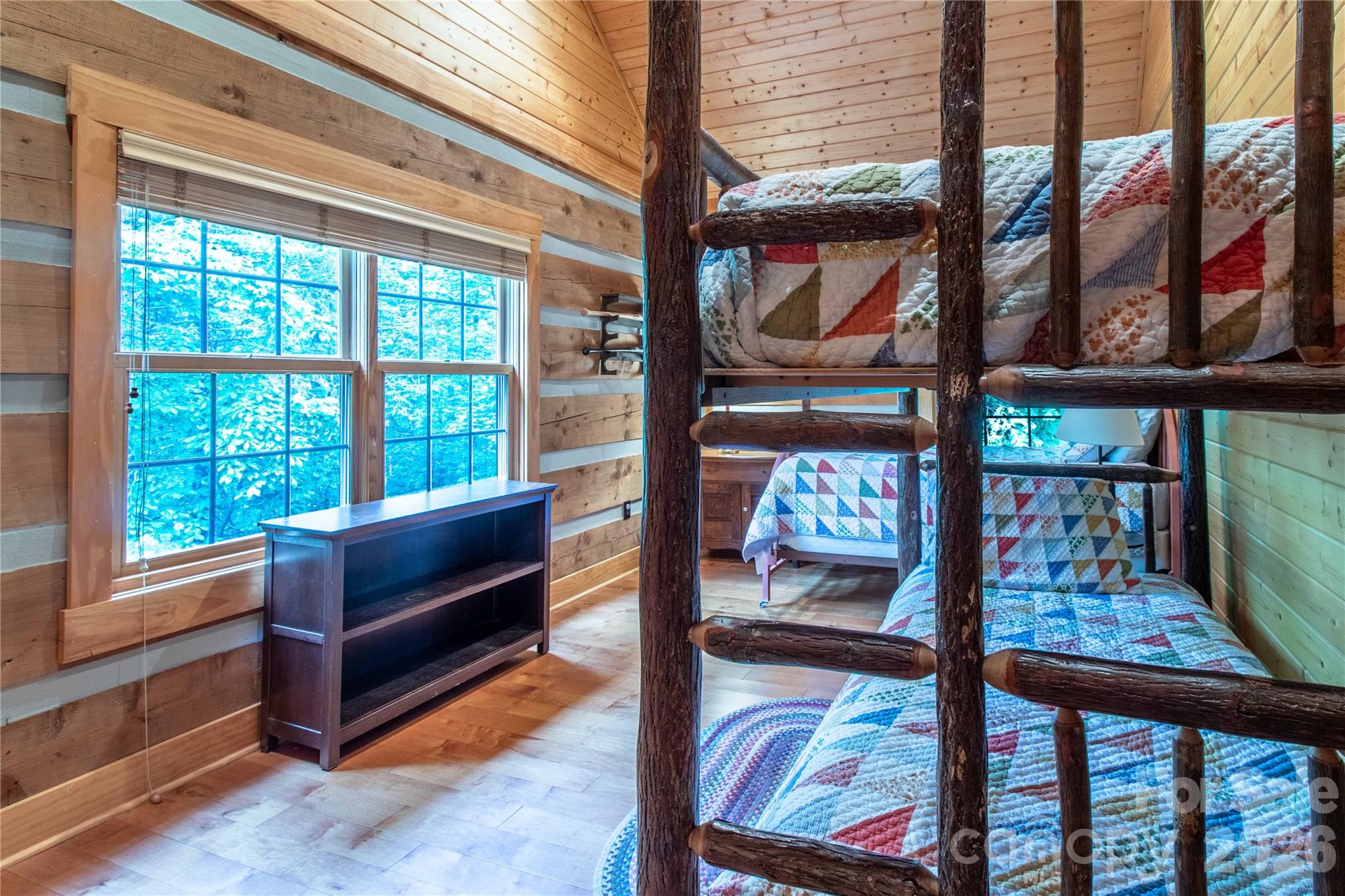 82 Sky Vista Lane — Hendersonville