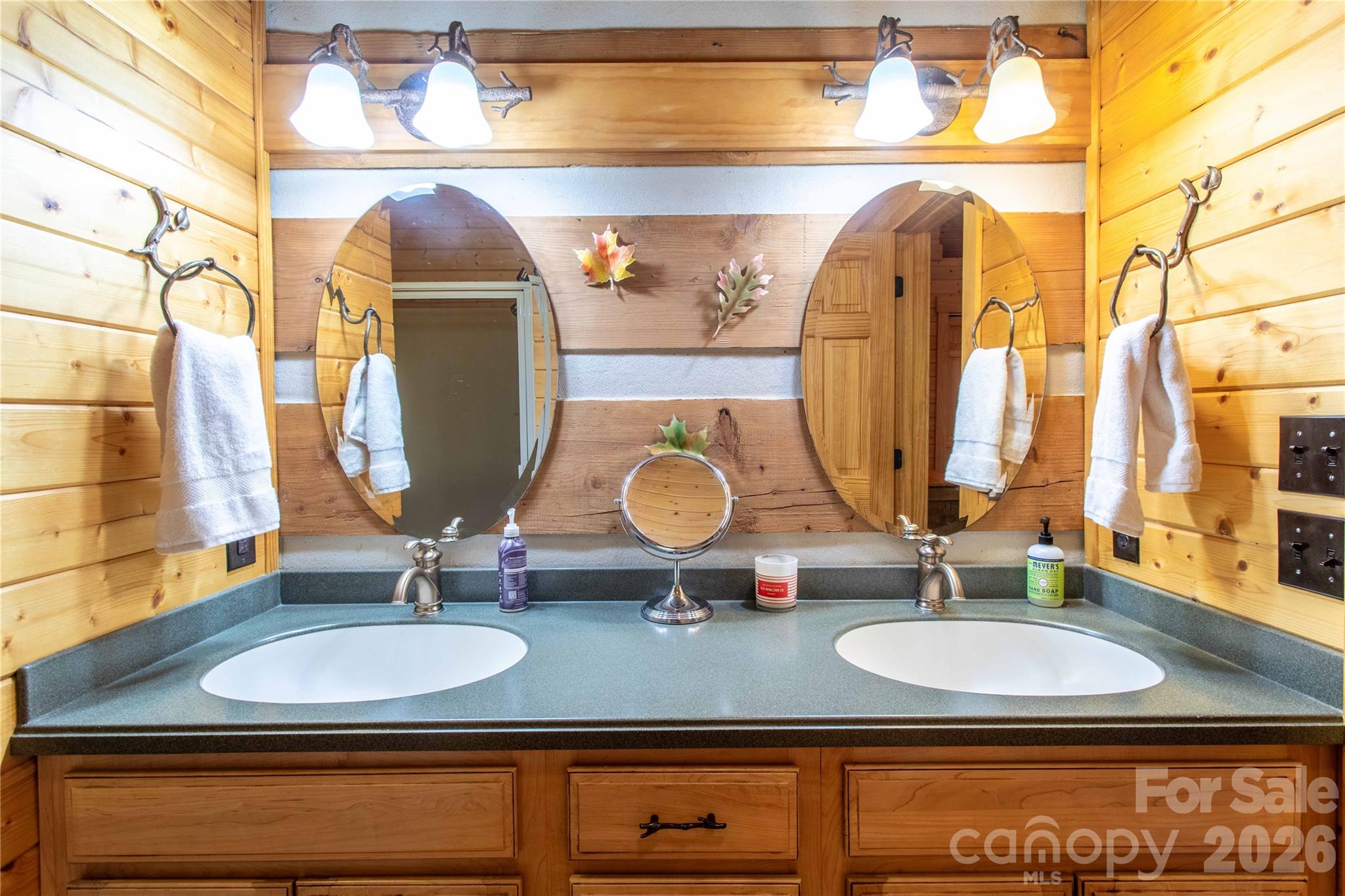 82 Sky Vista Lane — Hendersonville