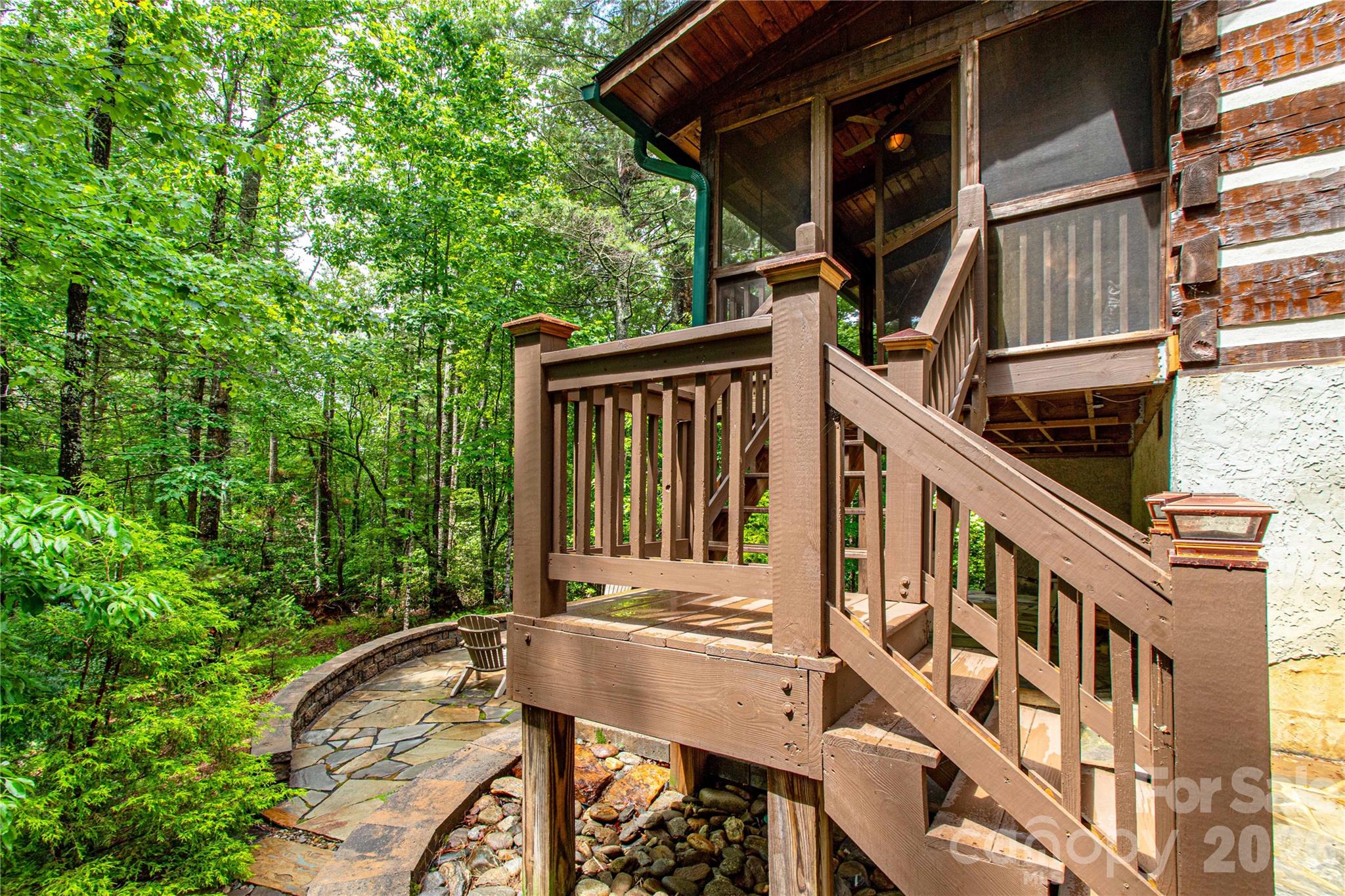 82 Sky Vista Lane — Hendersonville