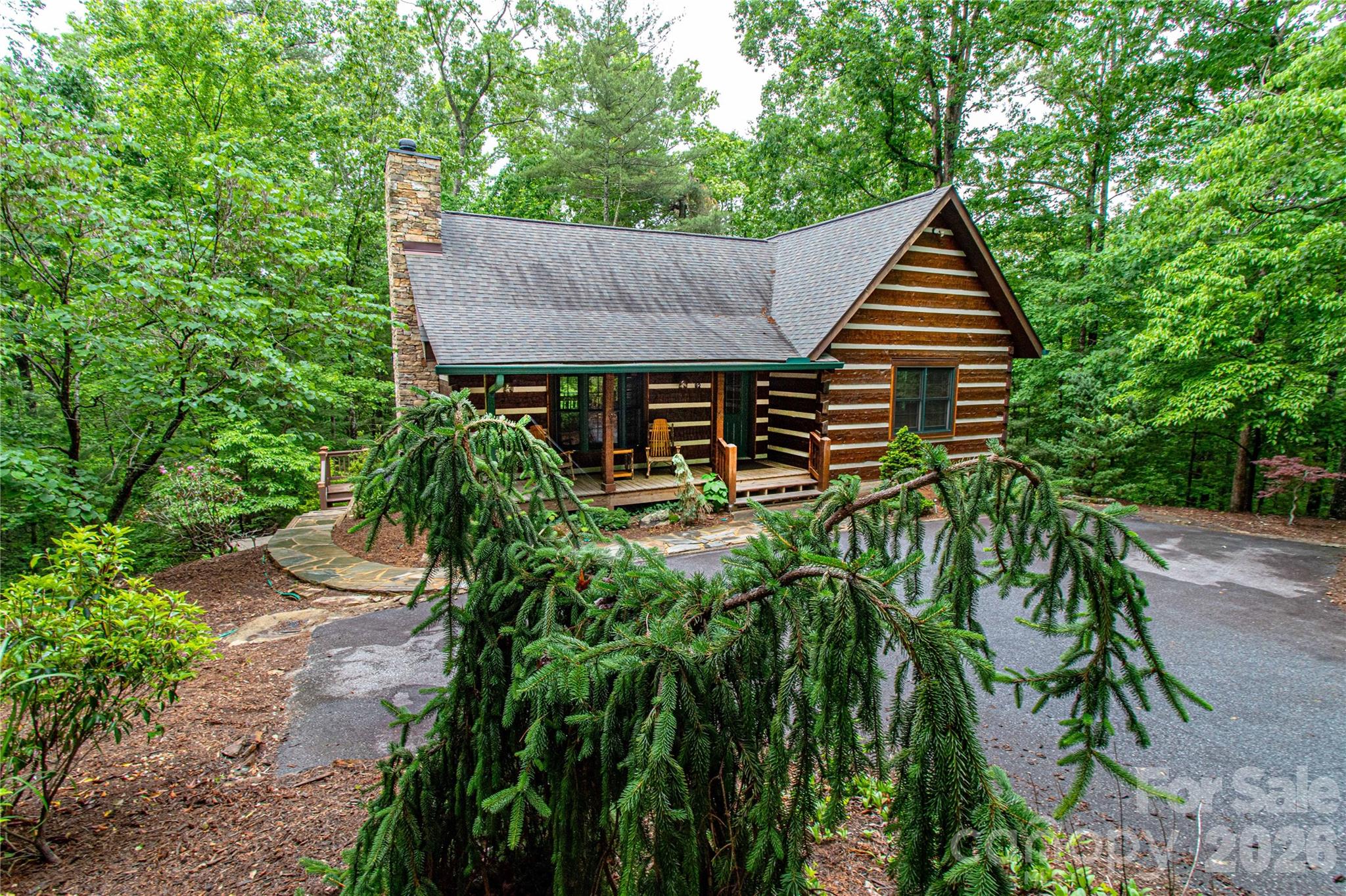 82 Sky Vista Lane — Hendersonville