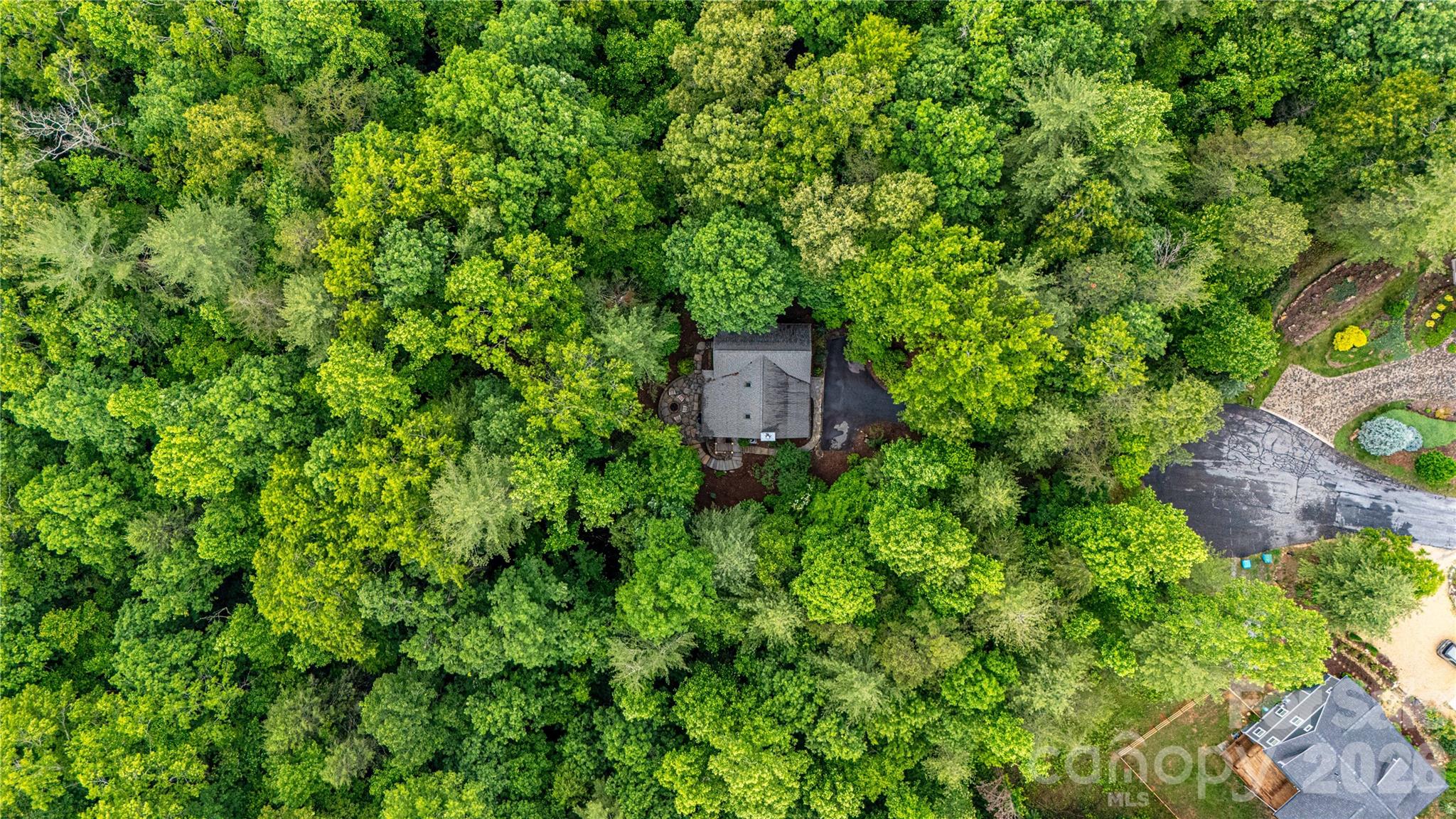82 Sky Vista Lane — Hendersonville