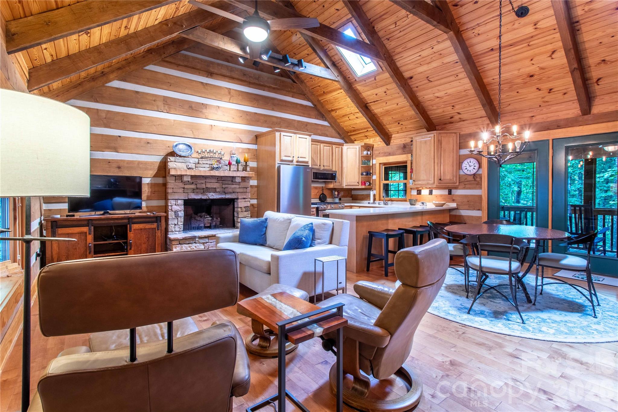 82 Sky Vista Lane — Hendersonville