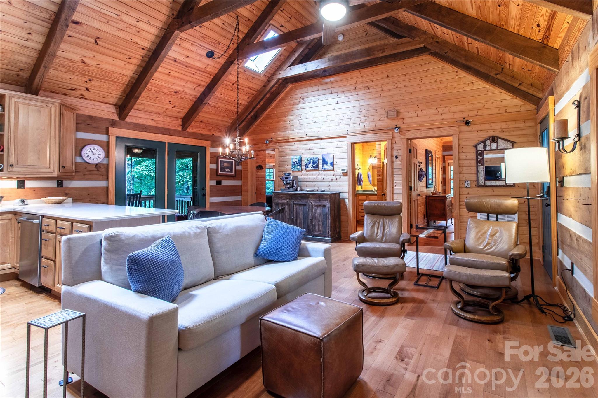 82 Sky Vista Lane — Hendersonville