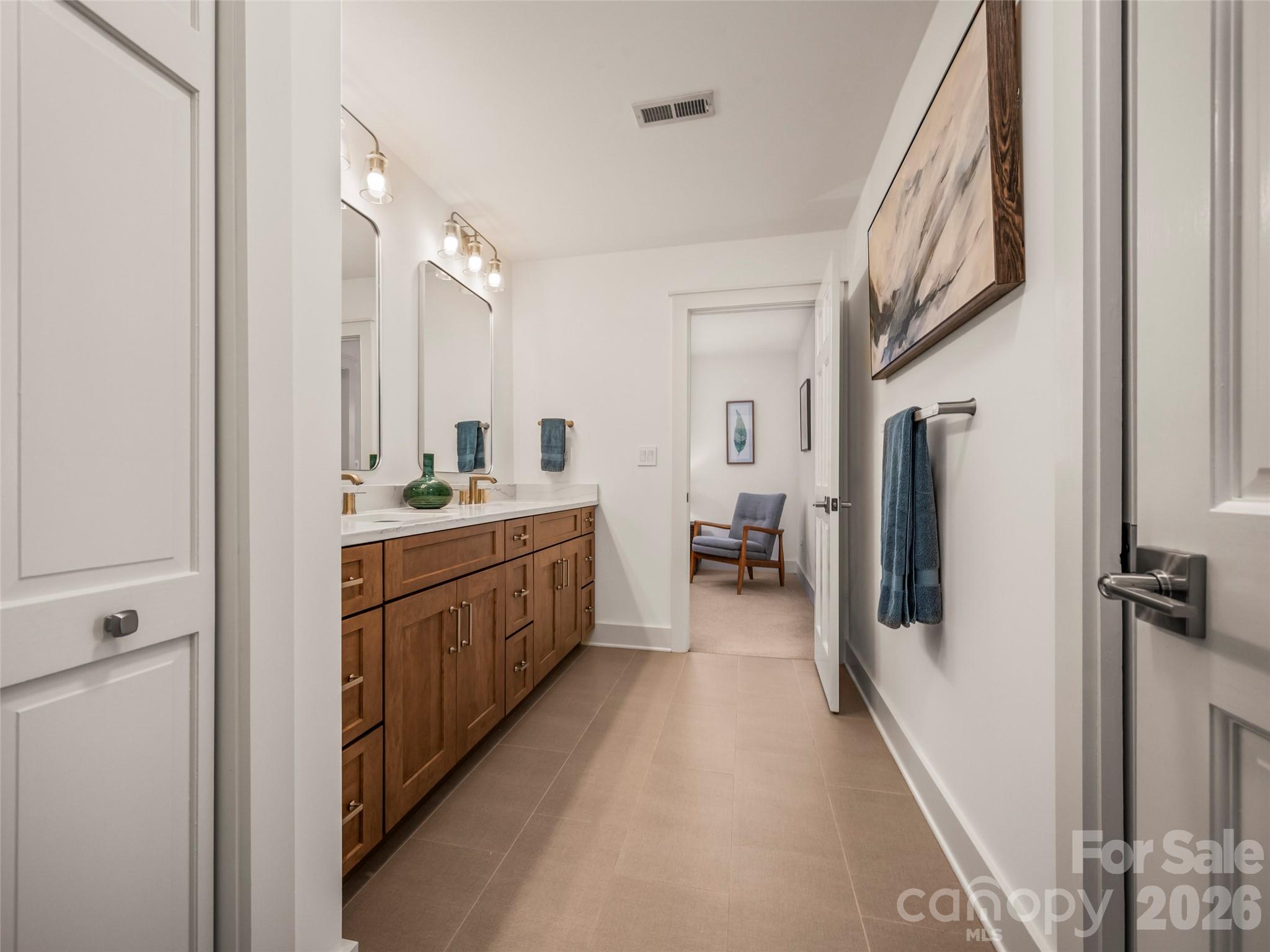19 Lacoste Drive — Hendersonville