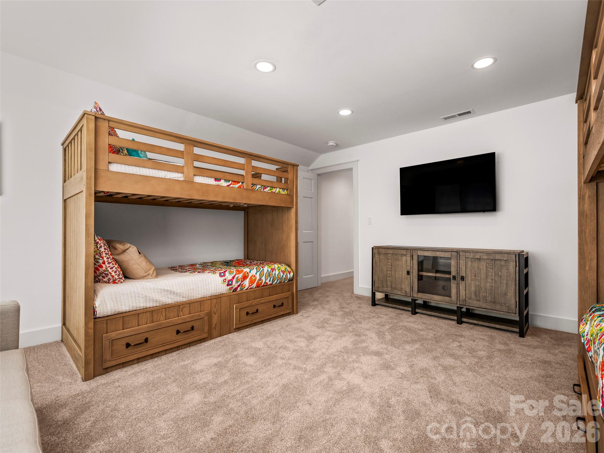 19 Lacoste Drive — Hendersonville