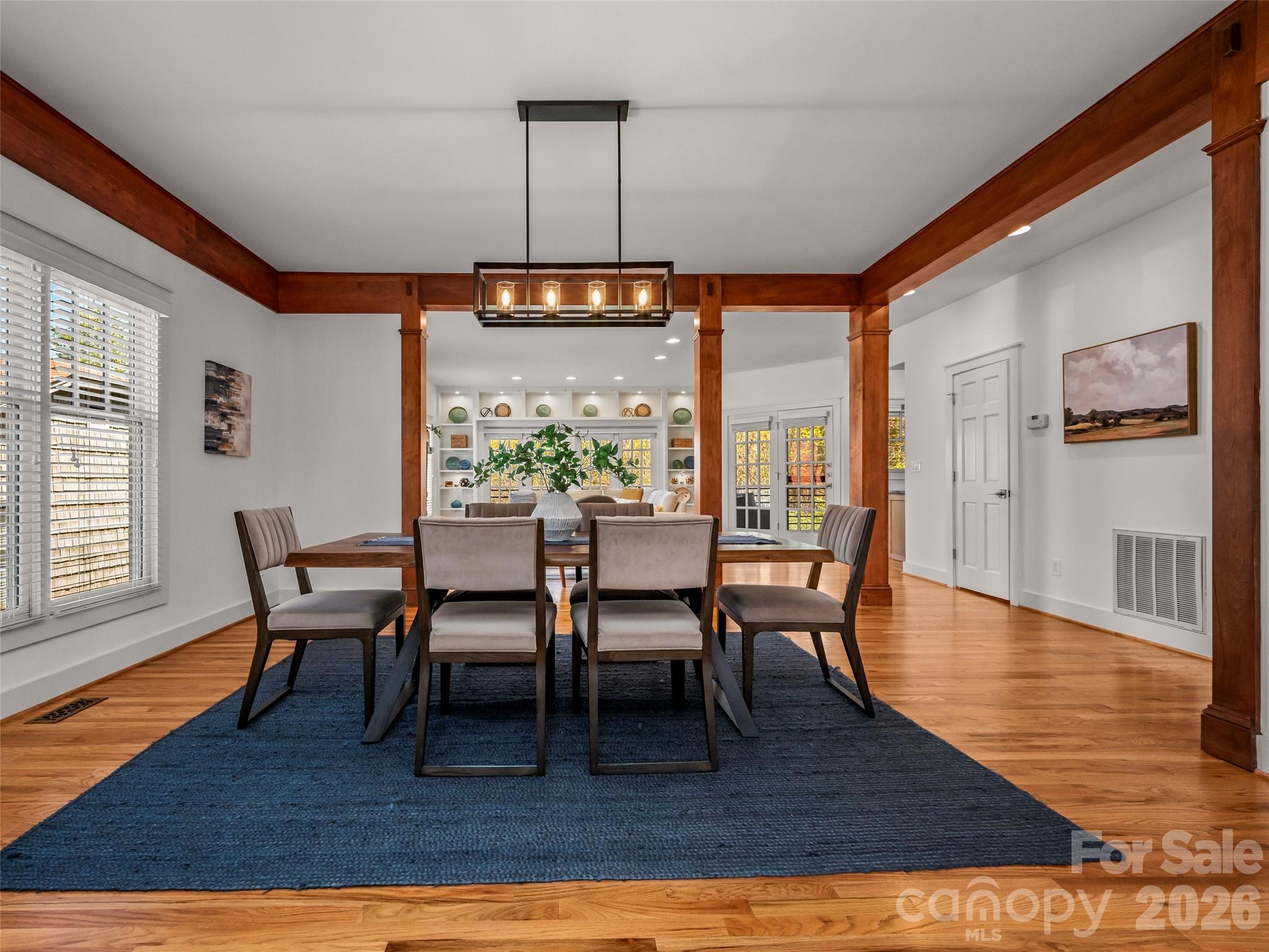 19 Lacoste Drive — Hendersonville