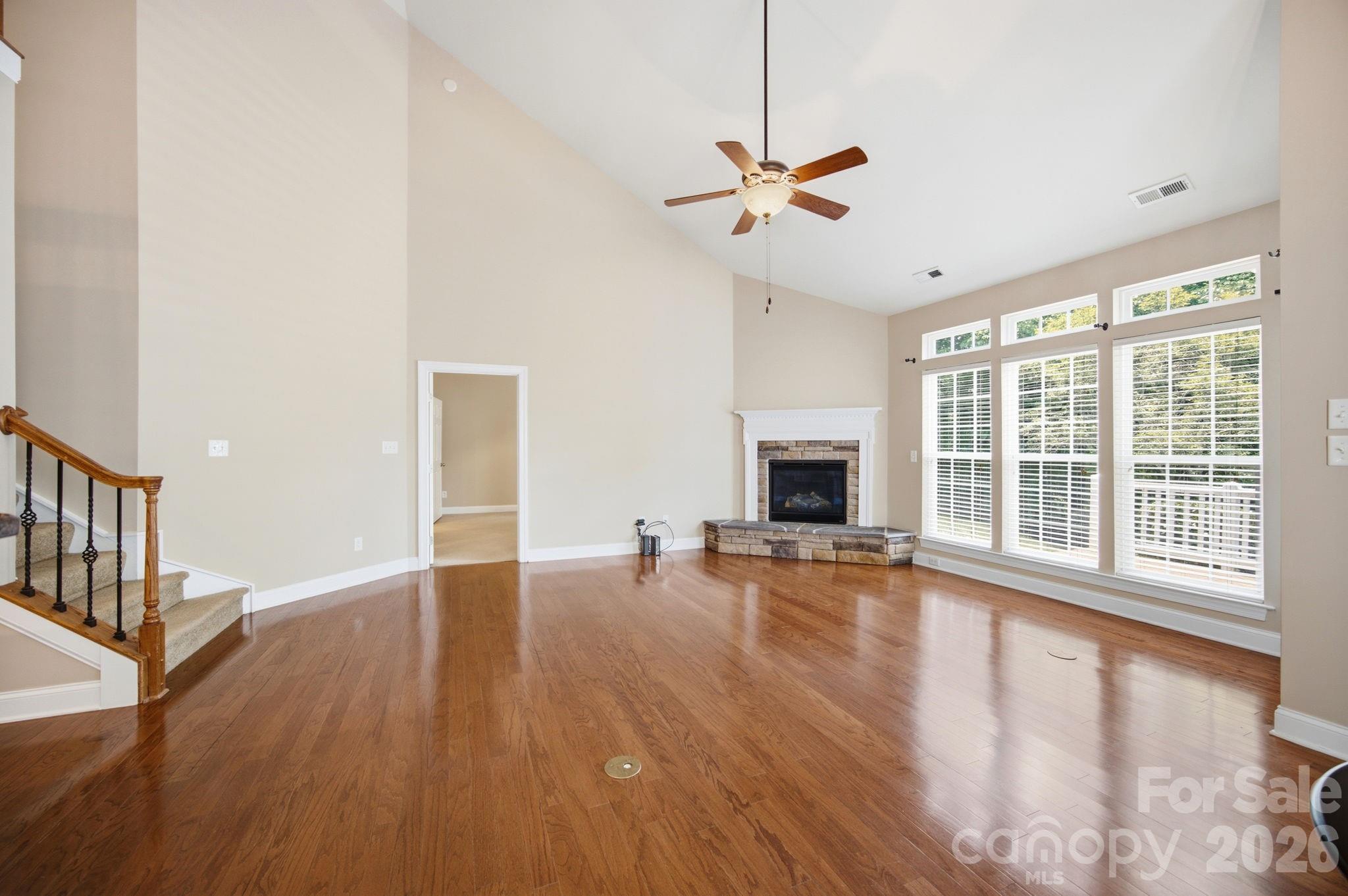 10149 Linksland Drive — Huntersville