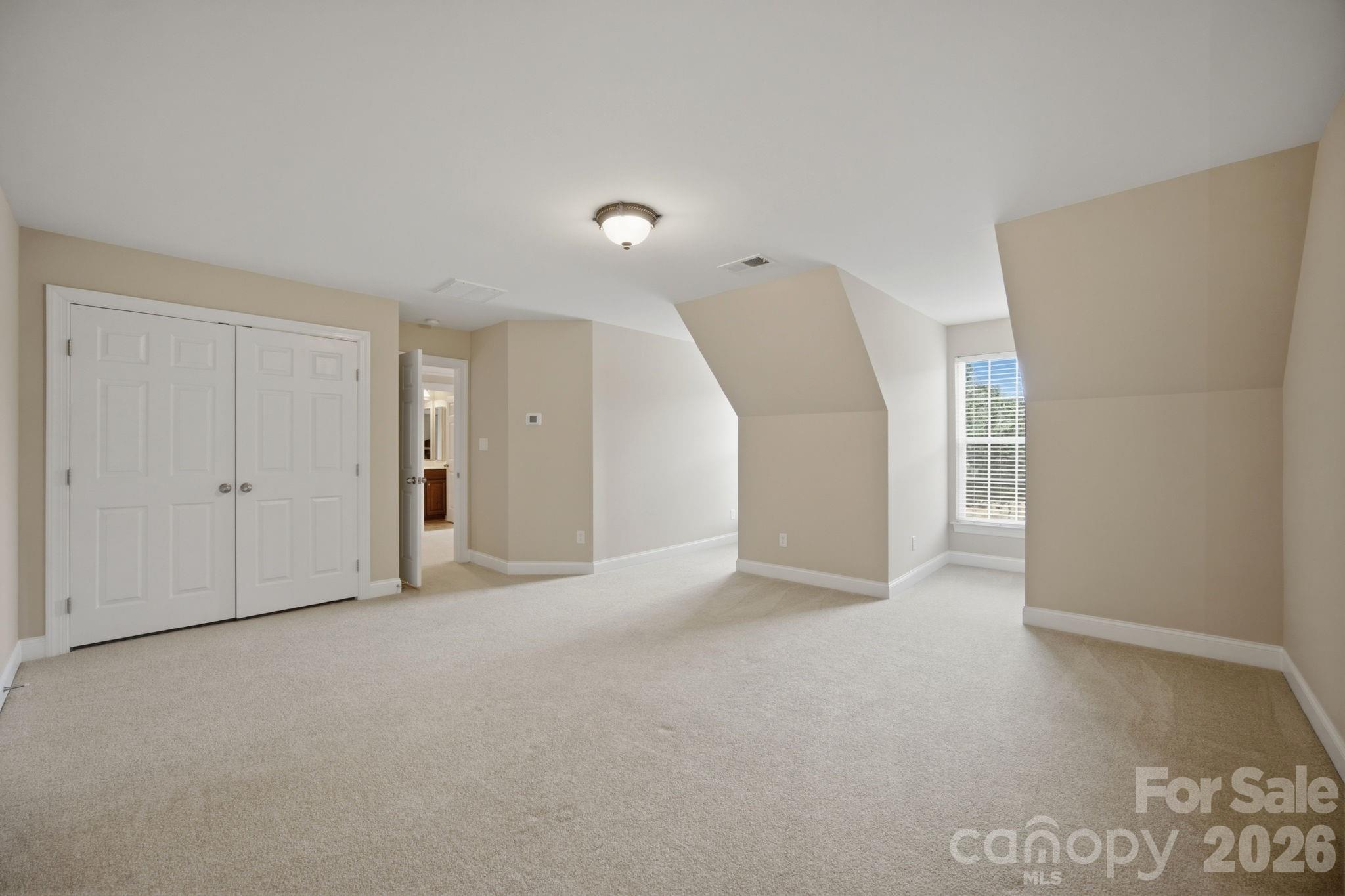 10149 Linksland Drive — Huntersville