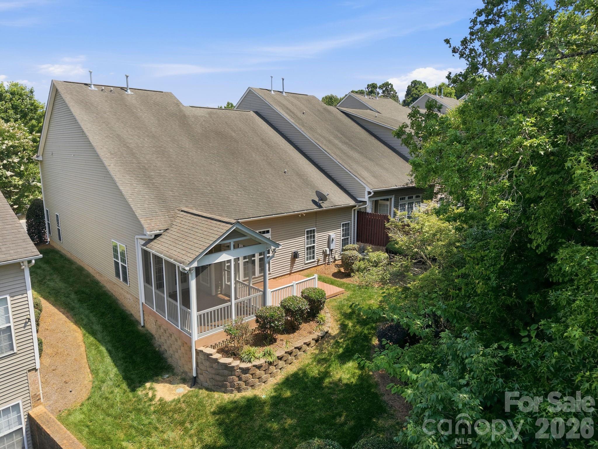 10149 Linksland Drive — Huntersville