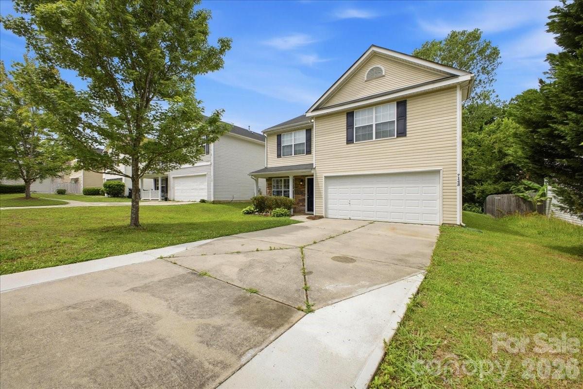 7143 Wandering Creek Drive — Charlotte