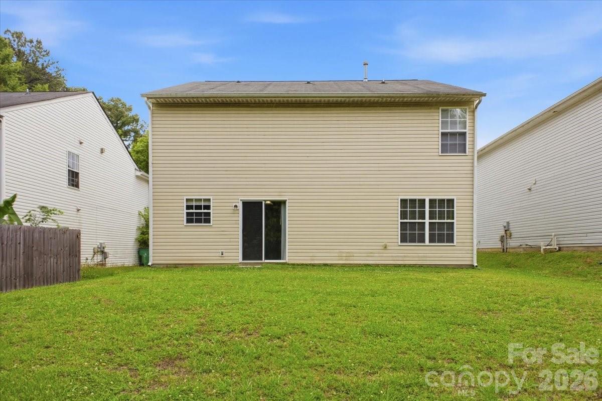 7143 Wandering Creek Drive — Charlotte
