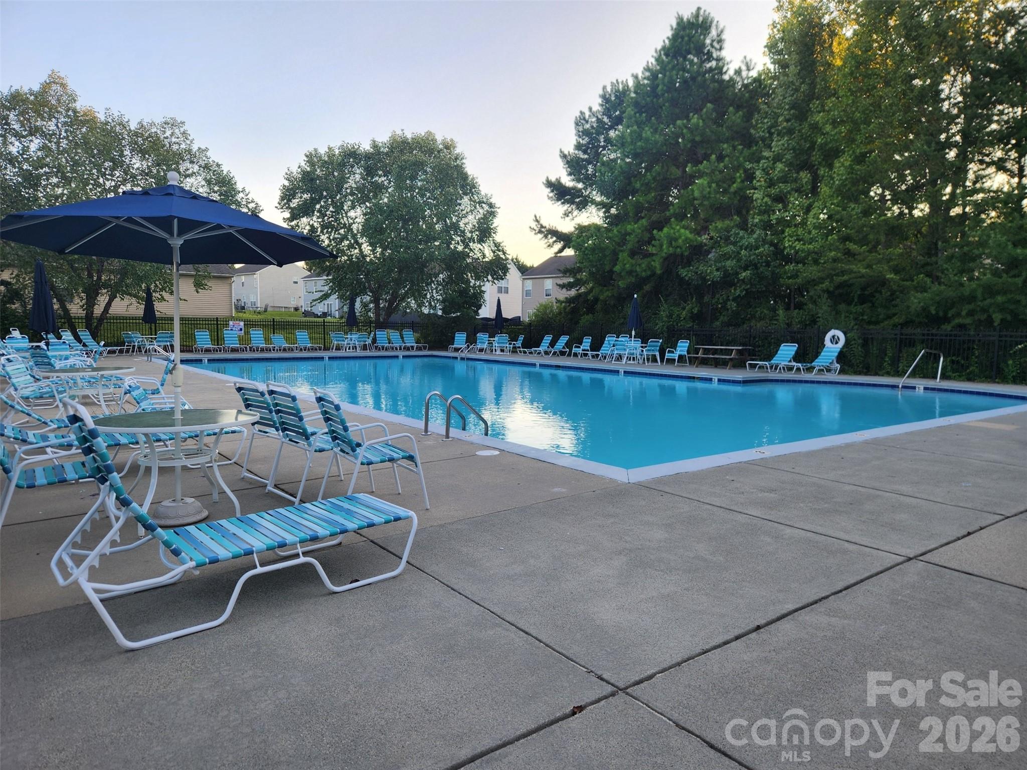 7143 Wandering Creek Drive — Charlotte