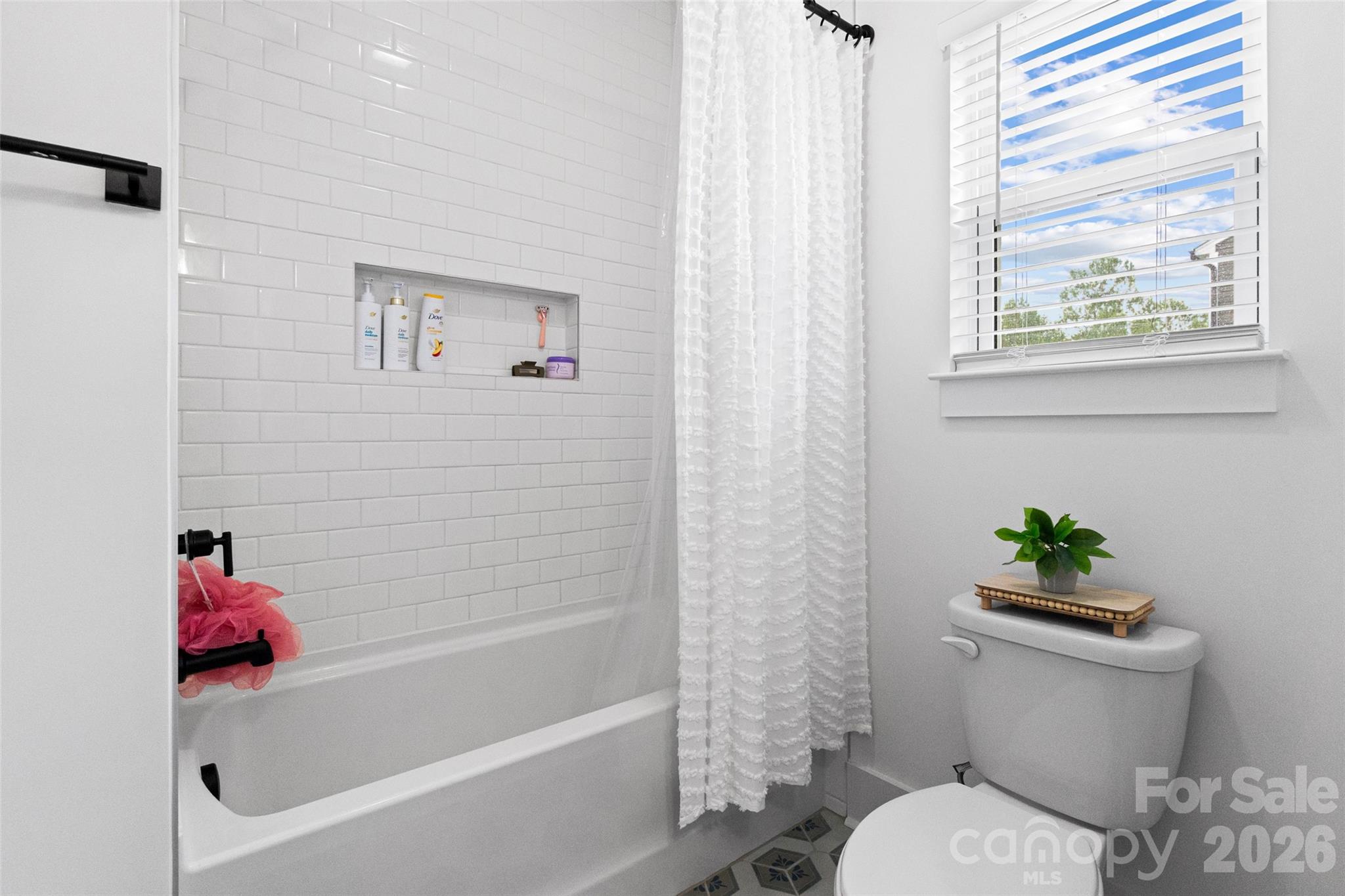 121 Tangle River Drive — Statesville