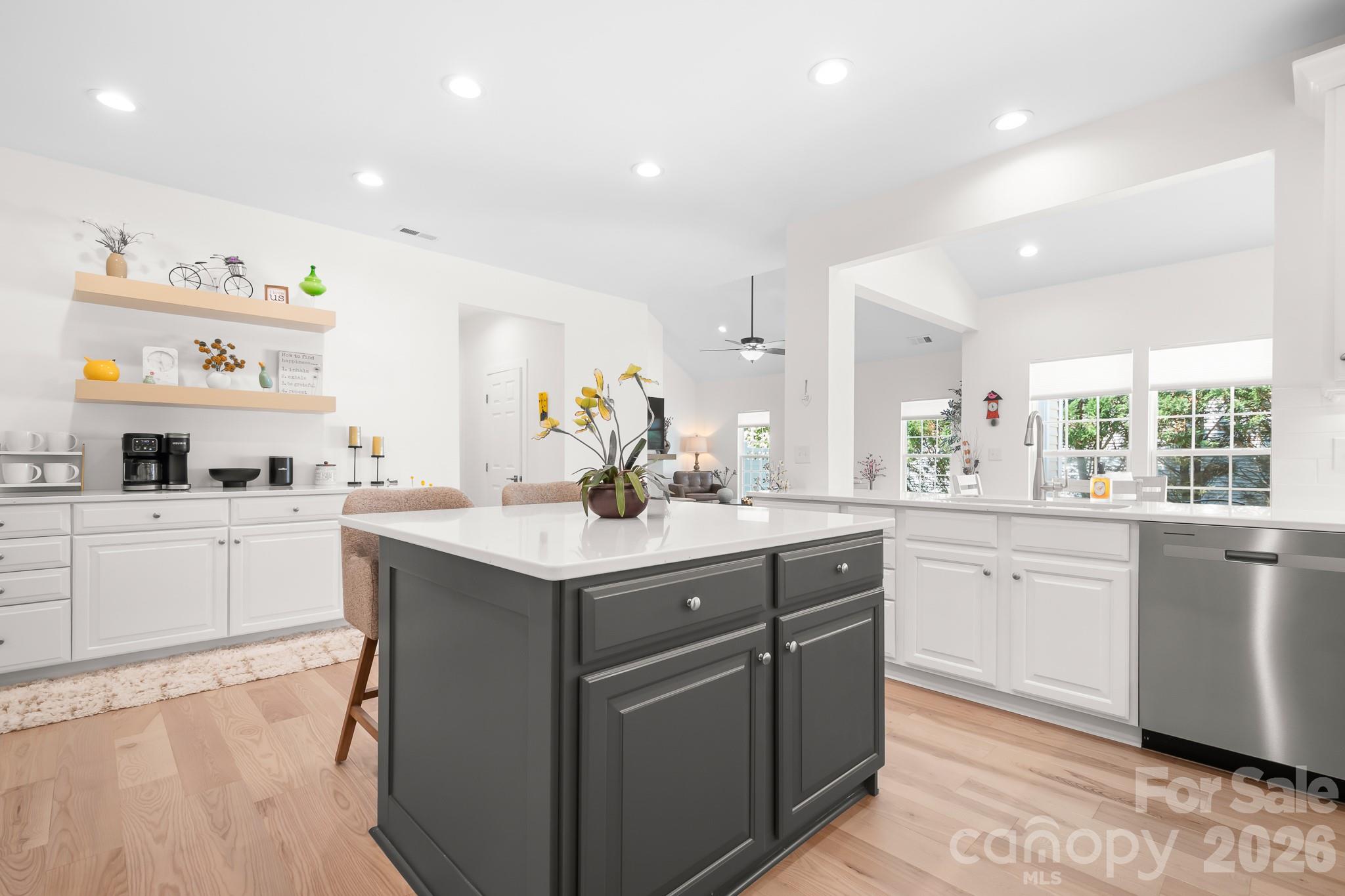 14566 Greenpoint Lane — Huntersville
