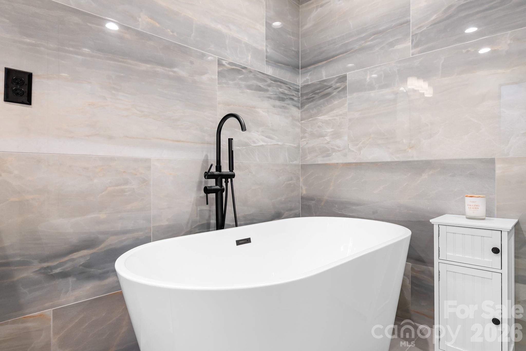 14566 Greenpoint Lane — Huntersville