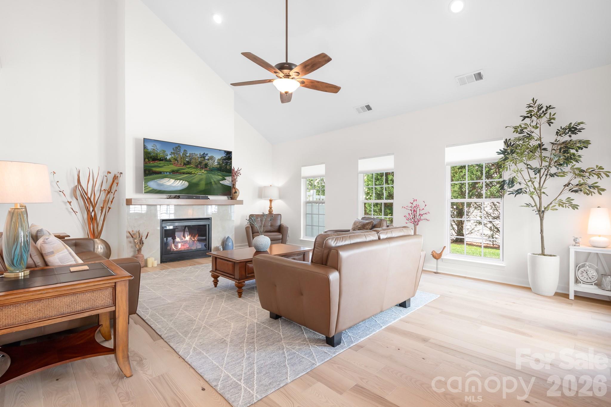 14566 Greenpoint Lane — Huntersville