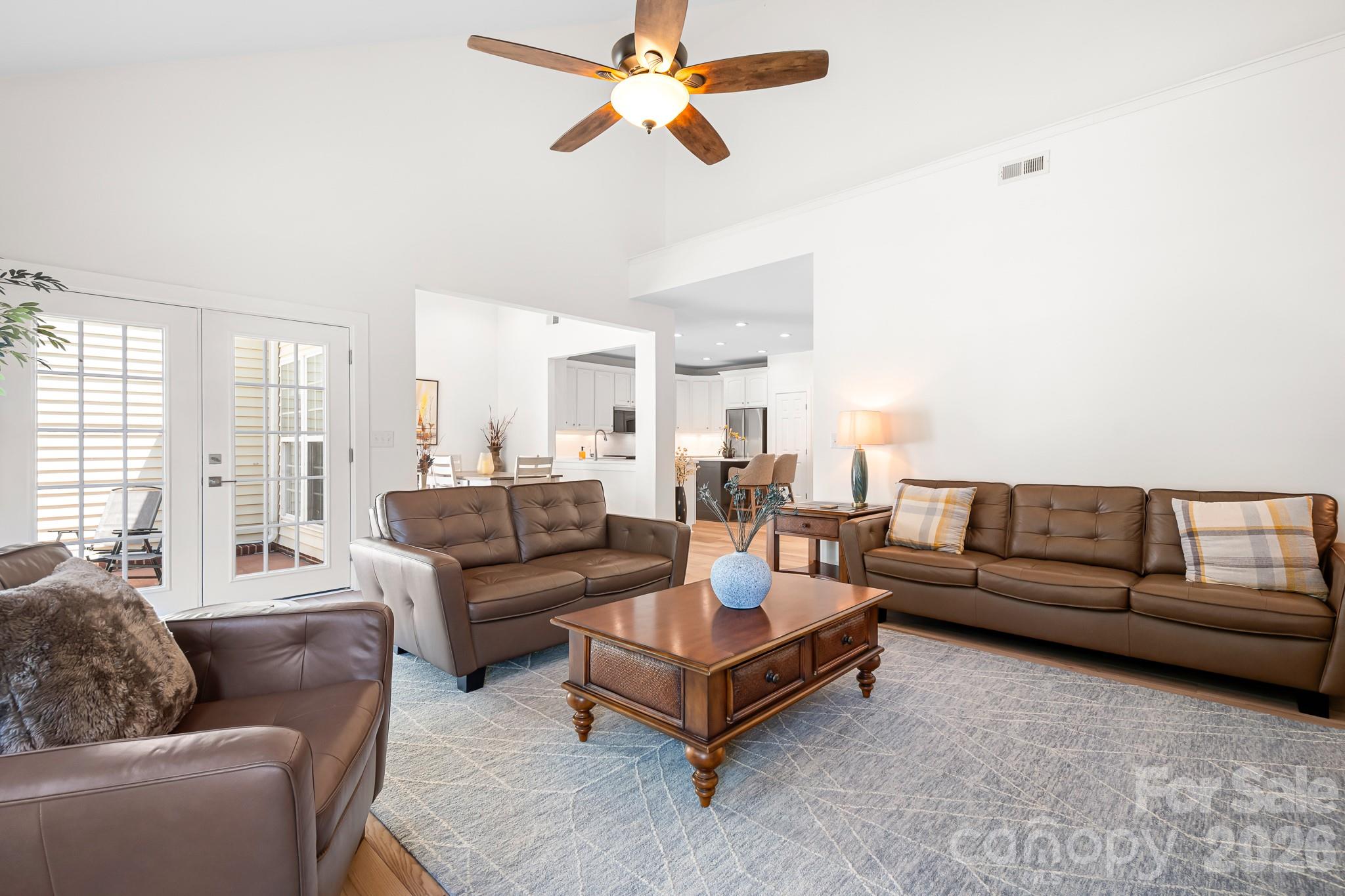 14566 Greenpoint Lane — Huntersville
