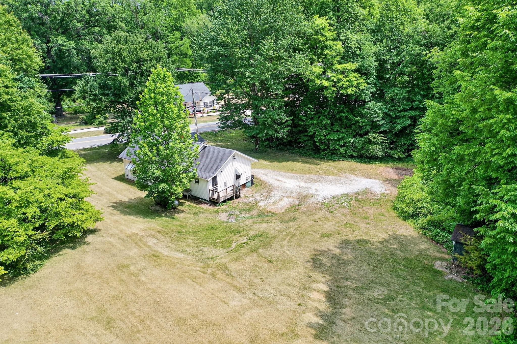 540 W Park Avenue — Mooresville