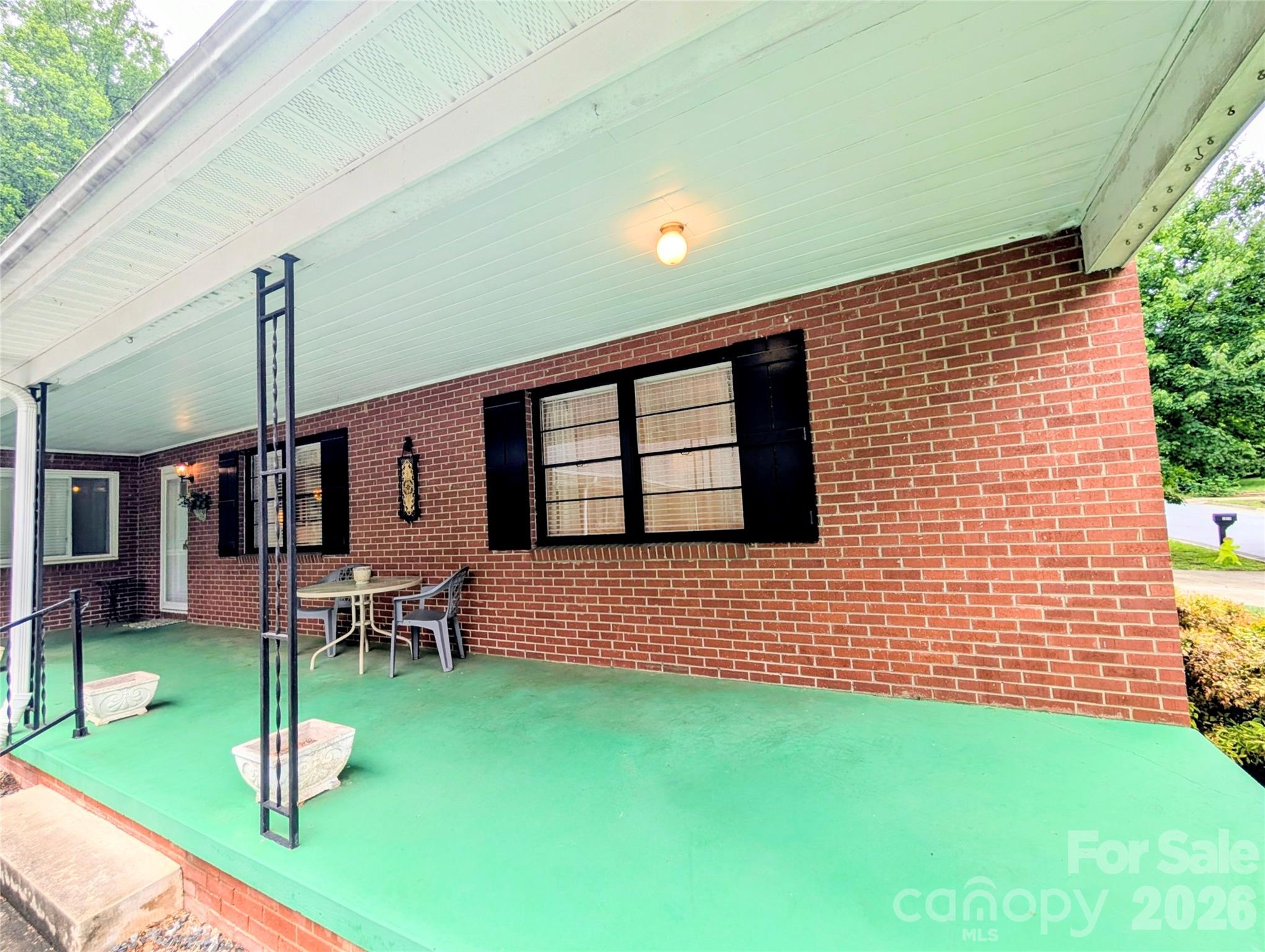 1014 SW Wright Street SW #5 — Lenoir