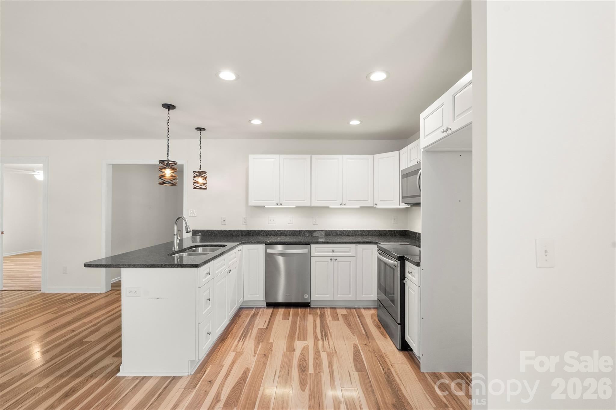 2201 Bow Brook Trail — Matthews