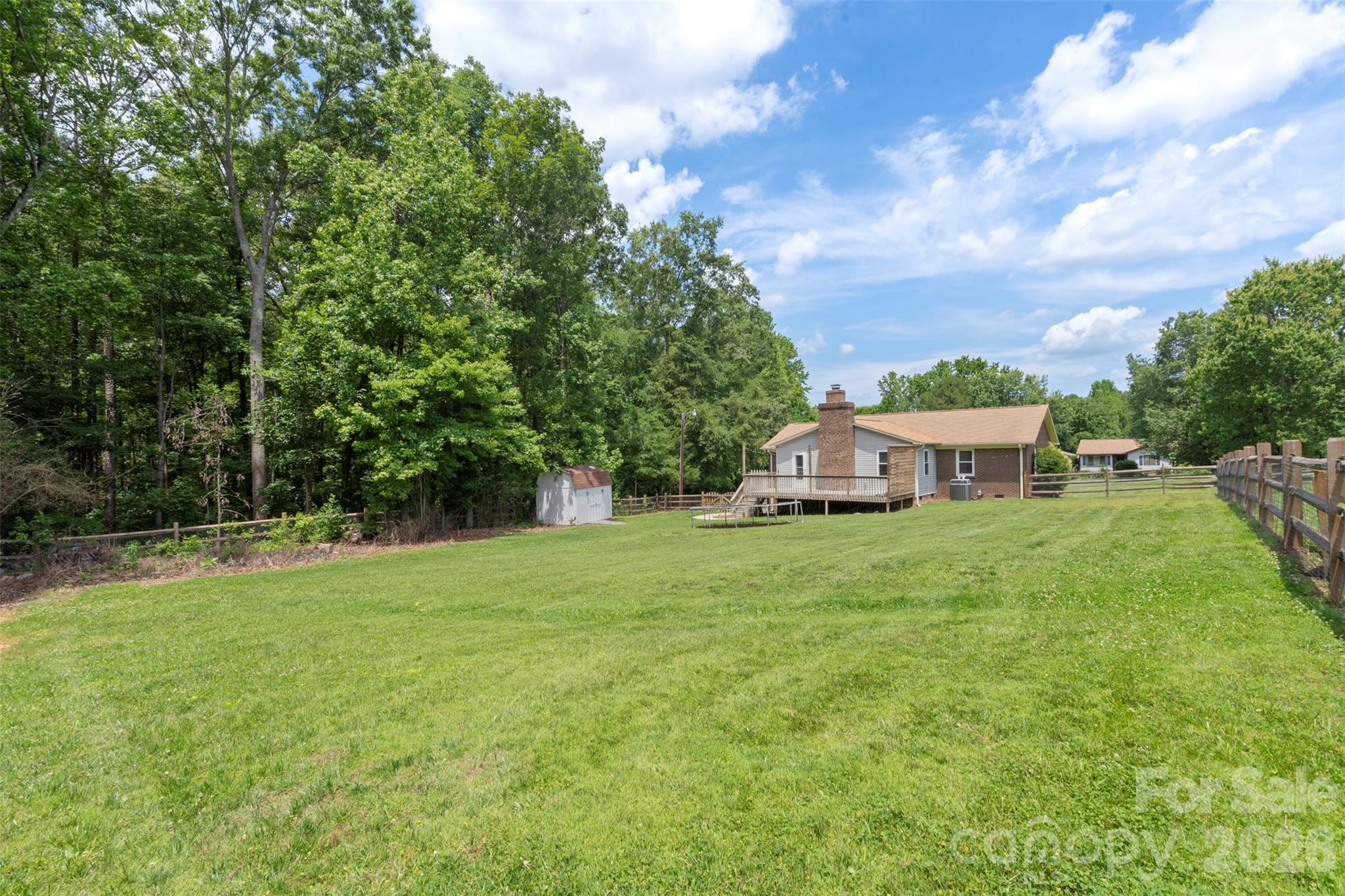 2201 Bow Brook Trail — Matthews