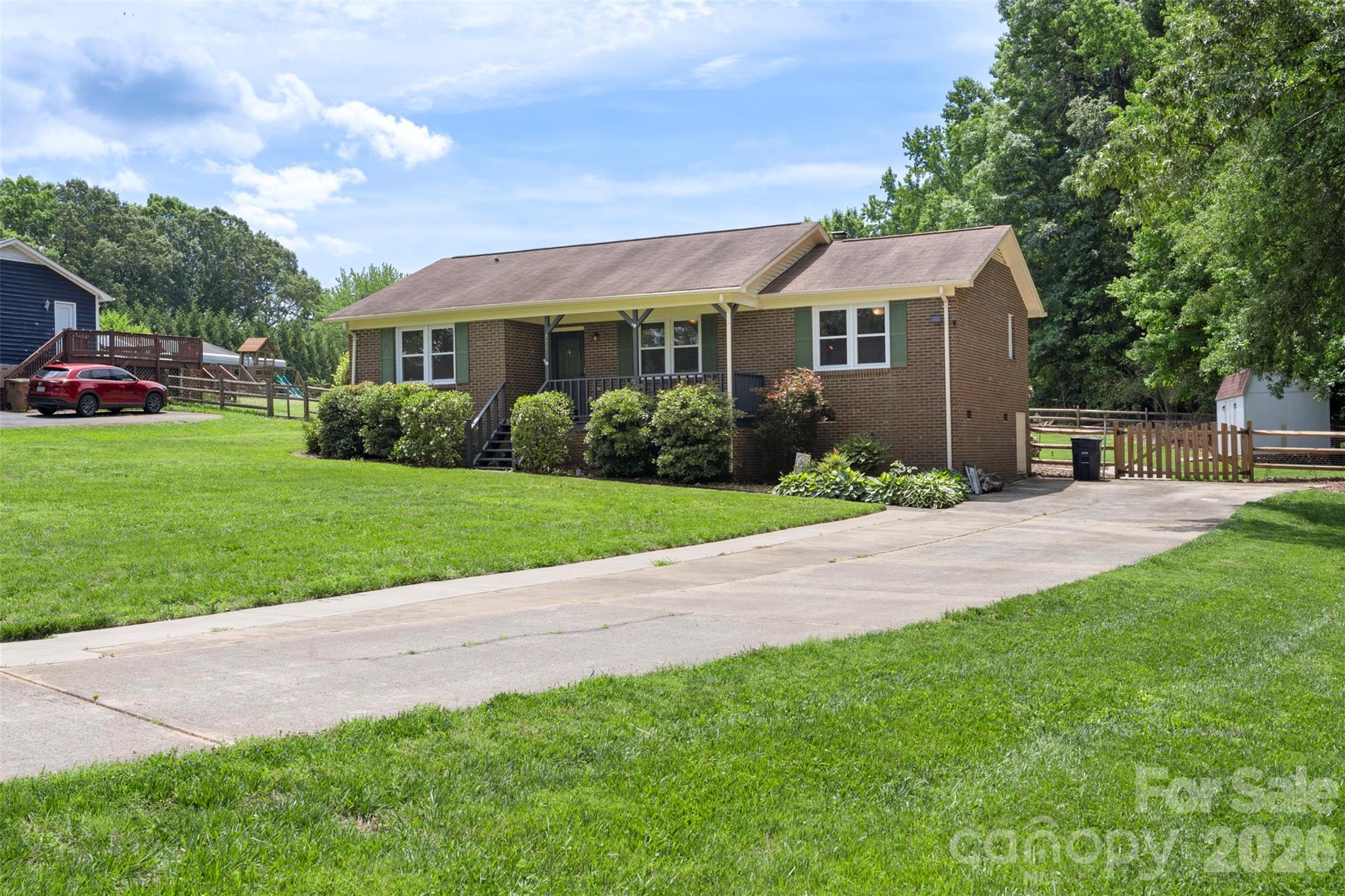 2201 Bow Brook Trail — Matthews