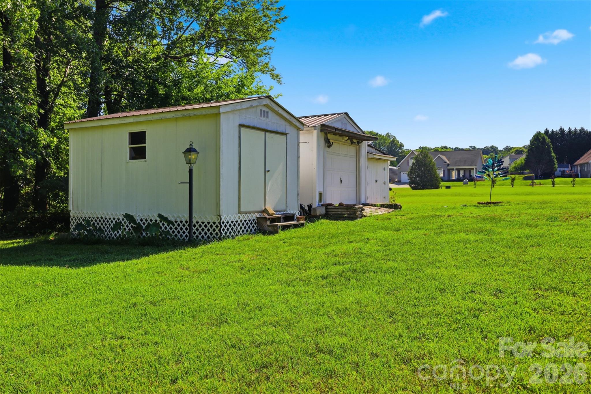 1604 Sugarfarm Road — Catawba