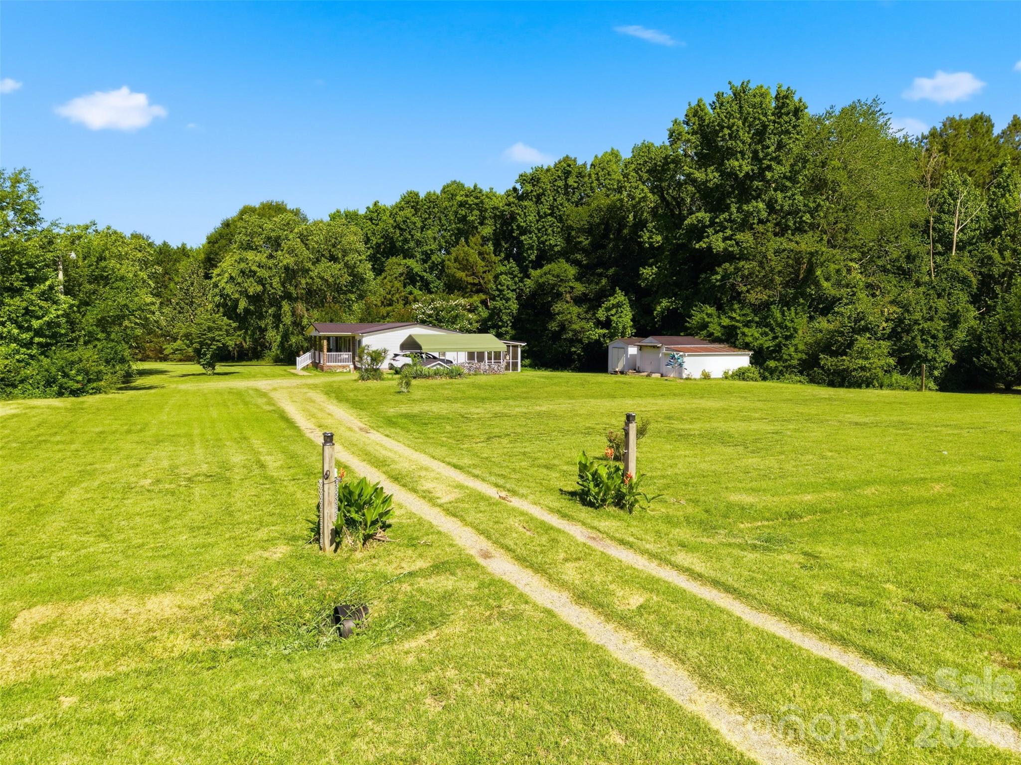 1604 Sugarfarm Road — Catawba