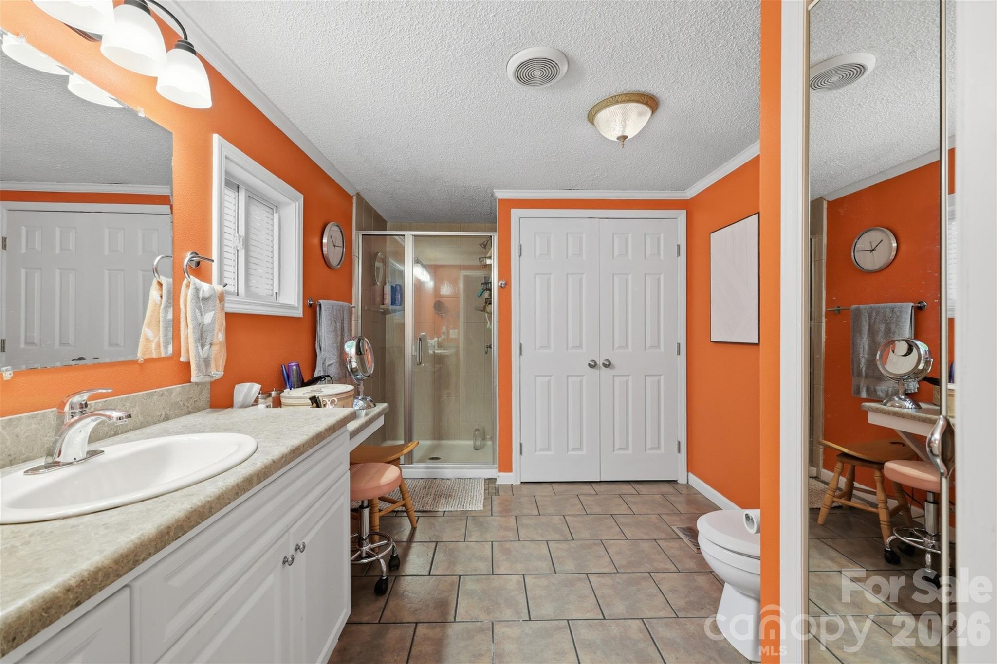 1604 Sugarfarm Road — Catawba