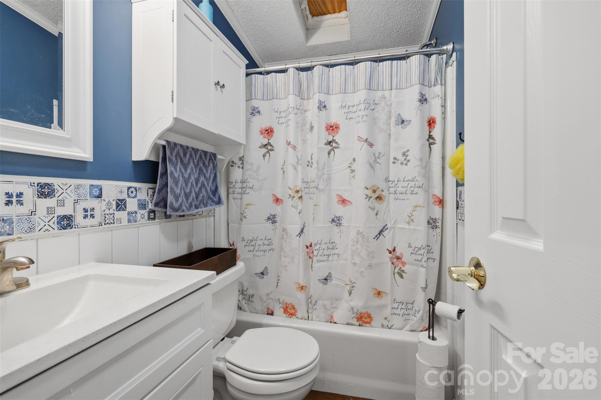 1604 Sugarfarm Road — Catawba