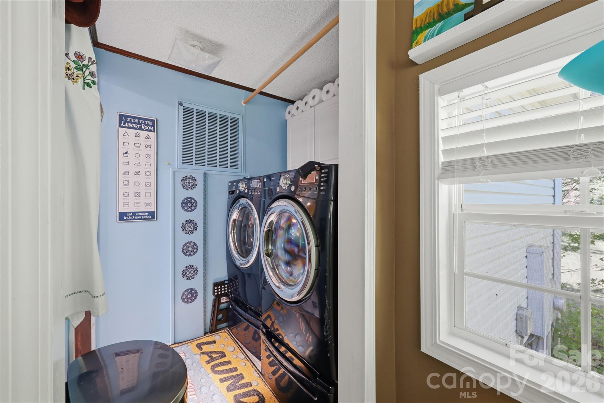 1604 Sugarfarm Road — Catawba