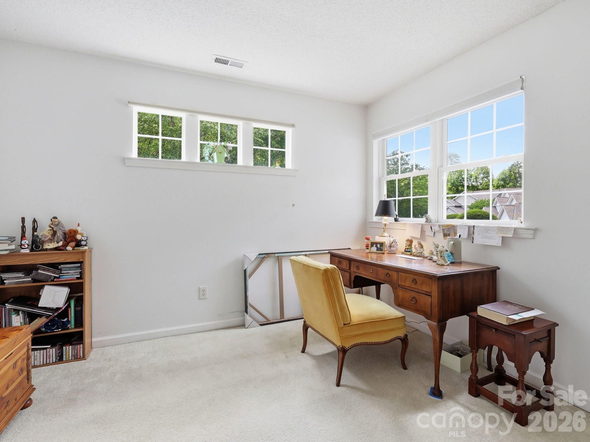 135 Ewarts Pond Road — Hendersonville