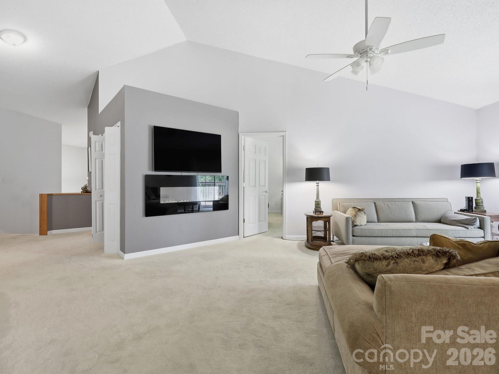 135 Ewarts Pond Road — Hendersonville