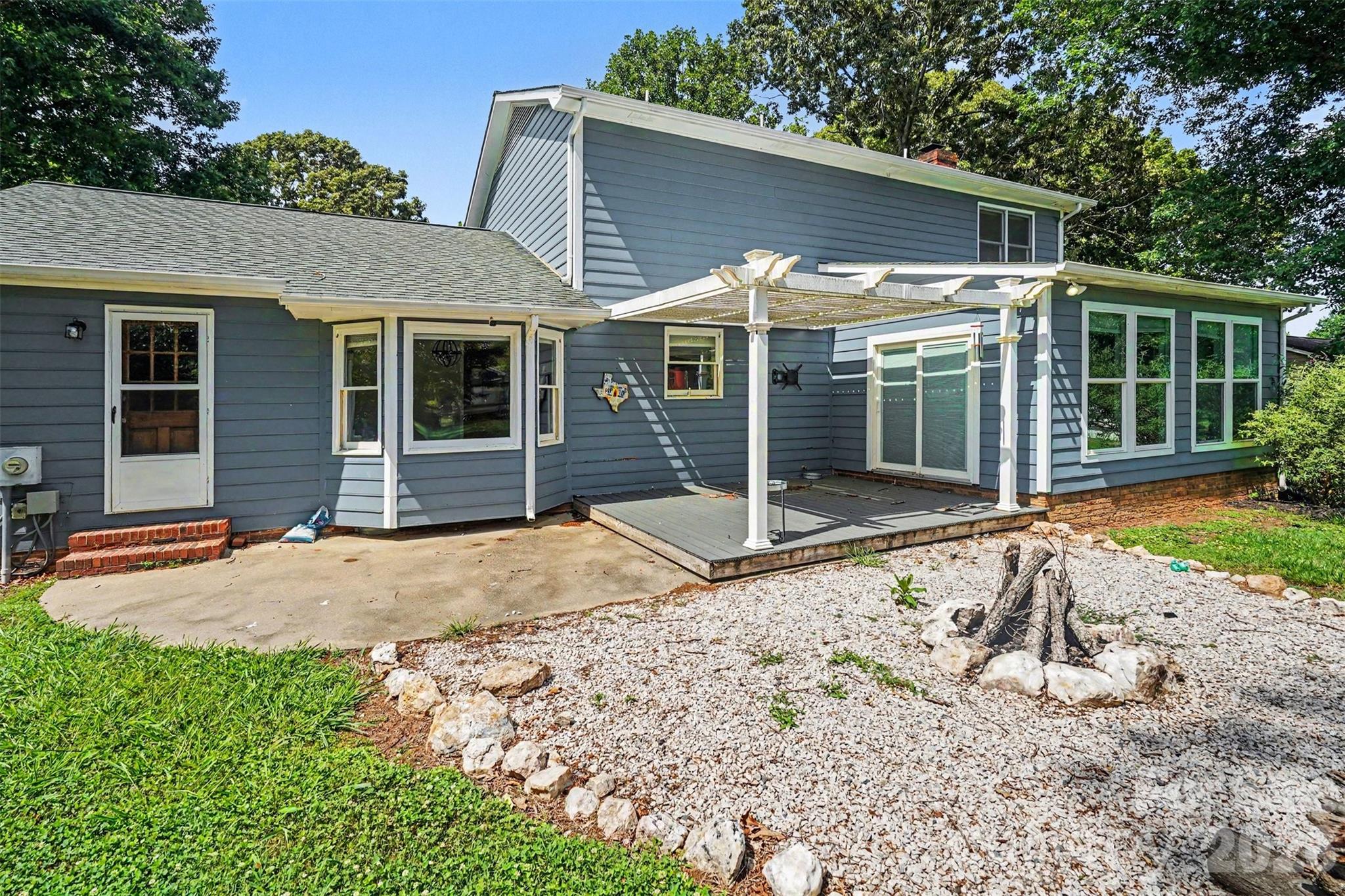 2816 Wilkshire Drive — Shelby