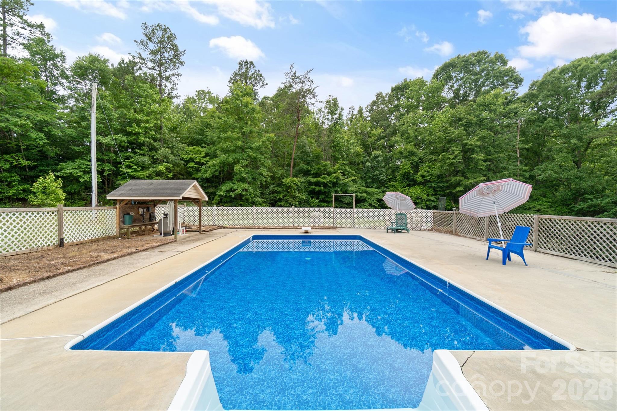 229 Oakridge Road — Stanley