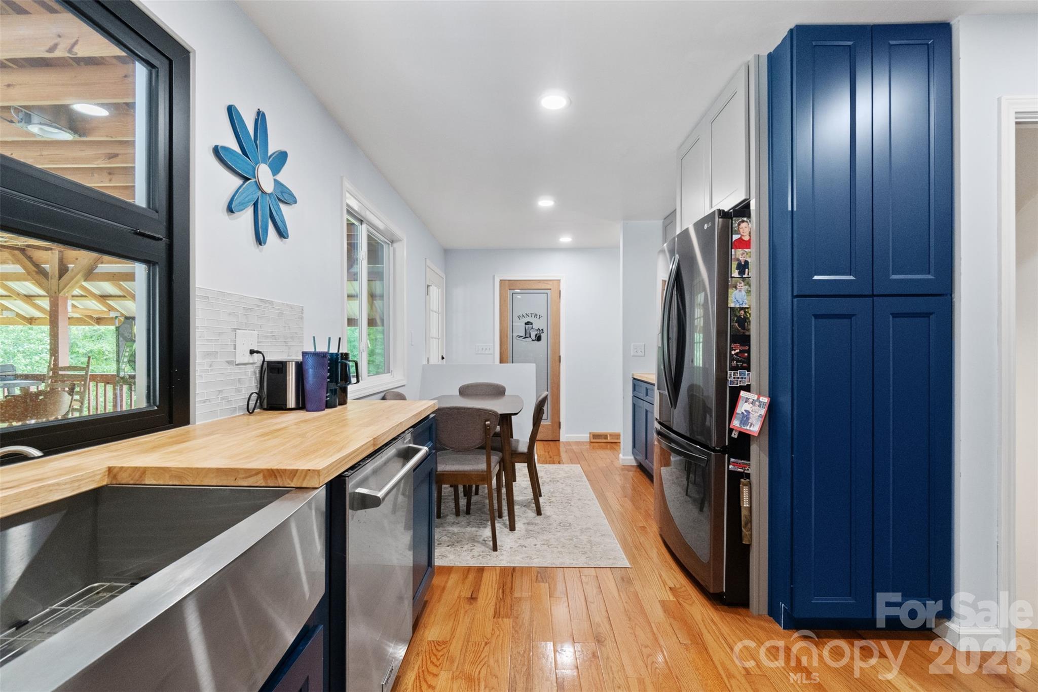 229 Oakridge Road — Stanley